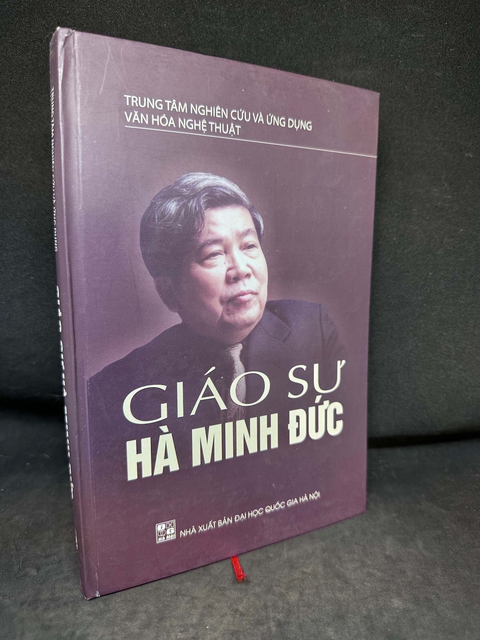 Giáo Sư Hà Minh Đức - Mới 90% (bìa cứng), 2015 SBM0202