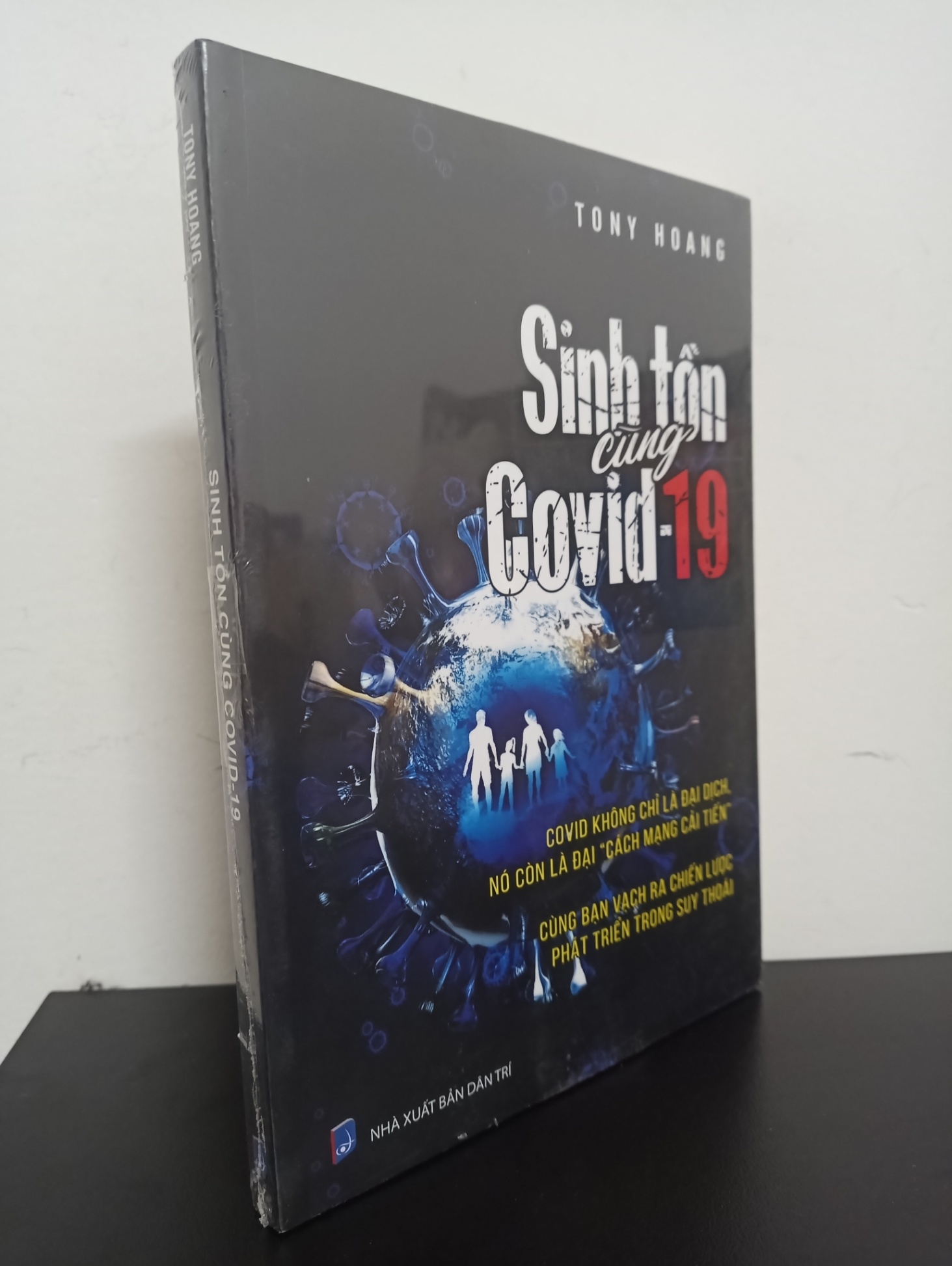 Sinh Tồn Cùng Covid-19 - Tony Hoang Mới 100% HCM.ASB2902