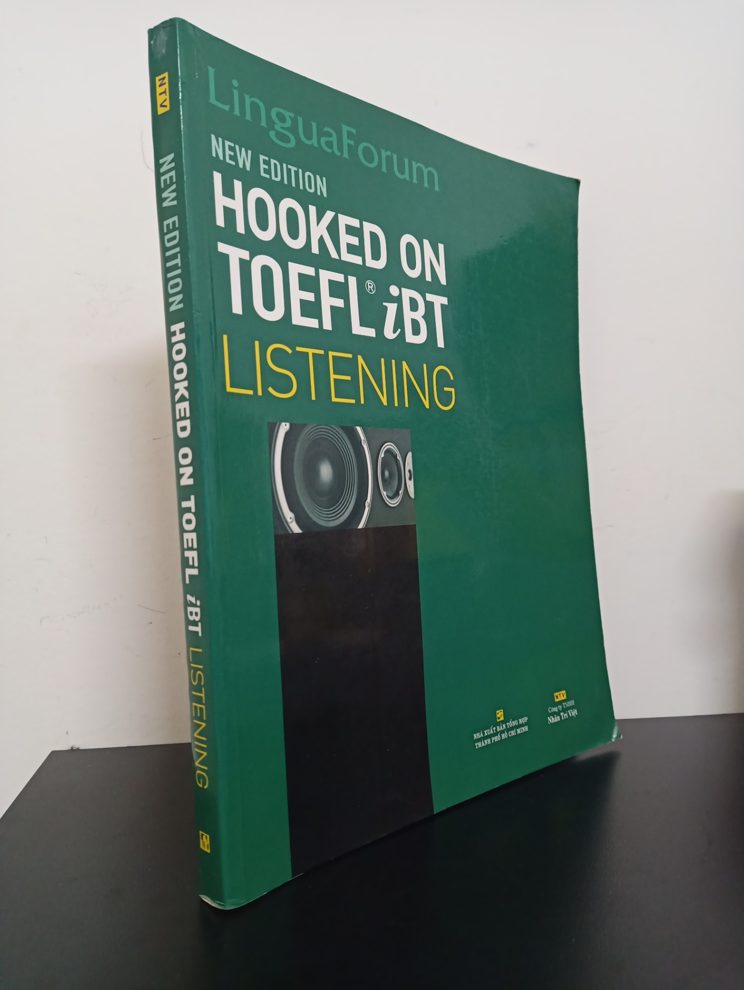 Hooked On TOEFL iBT New Edition - Listening (Kèm CD) (2010) - LinguaForum Mới 90% HCM.ASB0403