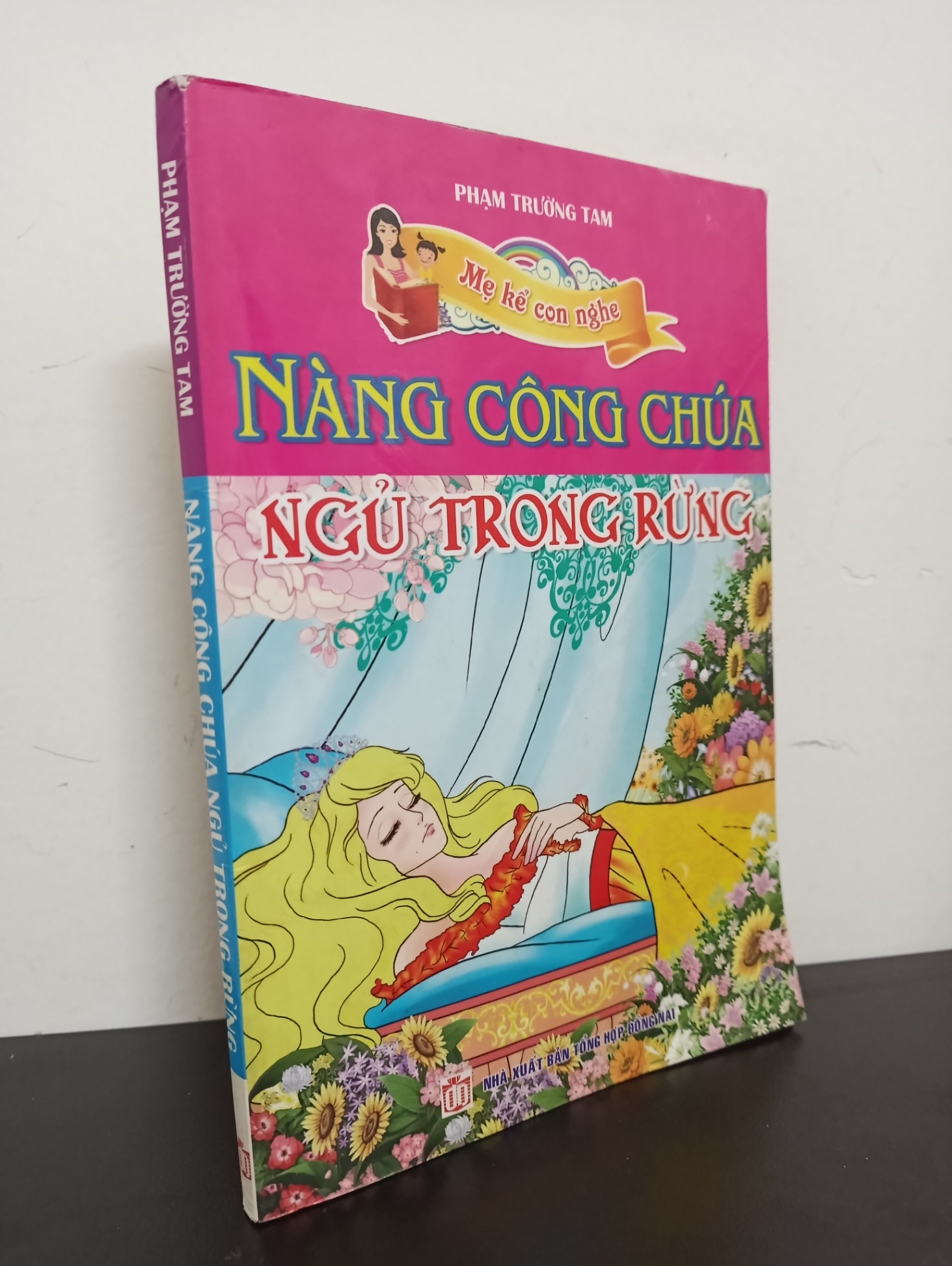 Mẹ Kể Con Nghe - Nàng Công Chúa Ngủ Trong Rừng (2013) - Phạm Trường Tam Mới 80% HCM.ASB0703