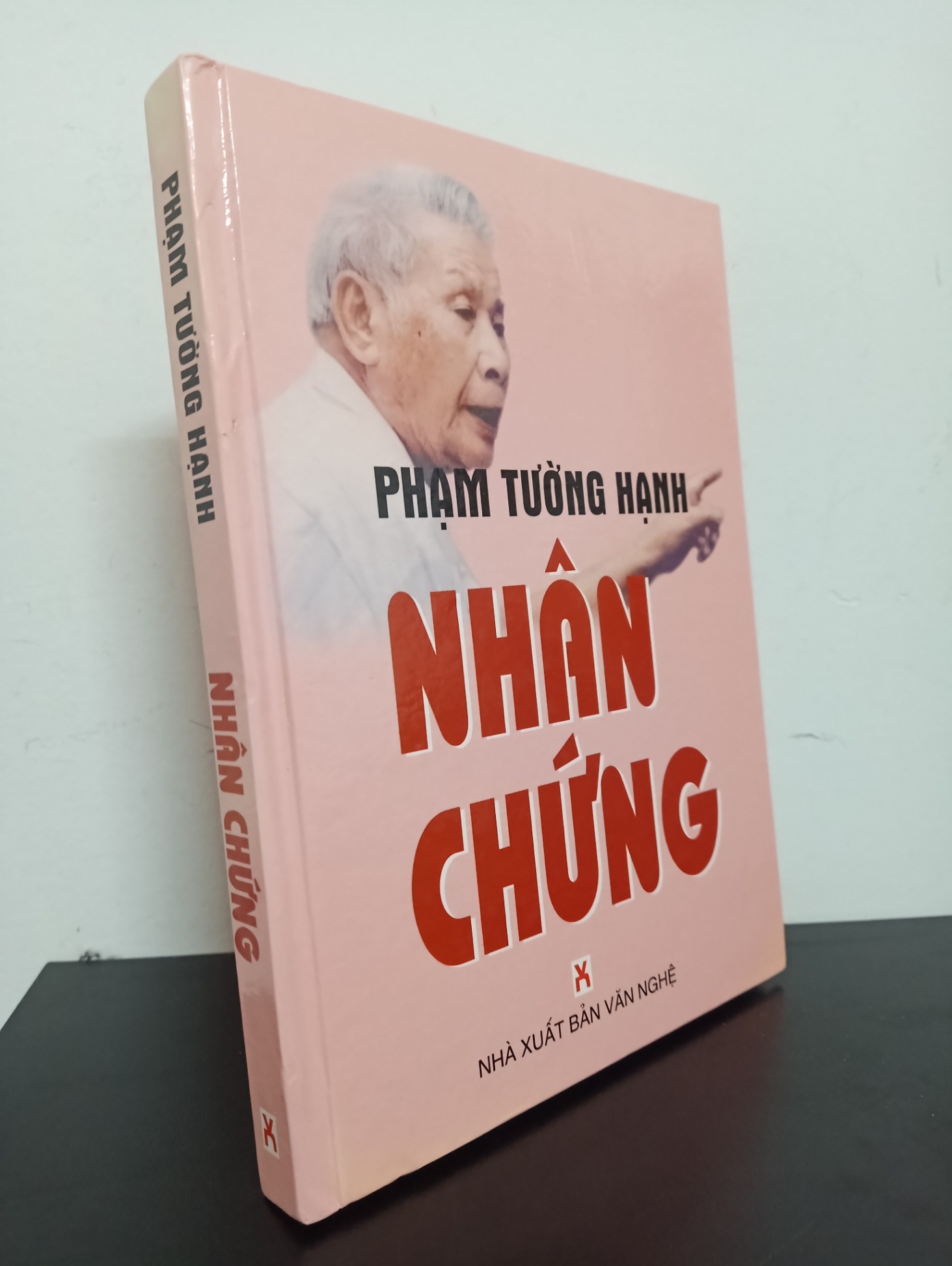 Nhân Chứng (Bìa Cứng) (2005) - Phạm Tường Hạnh Mới 90% HCM.ASB1103