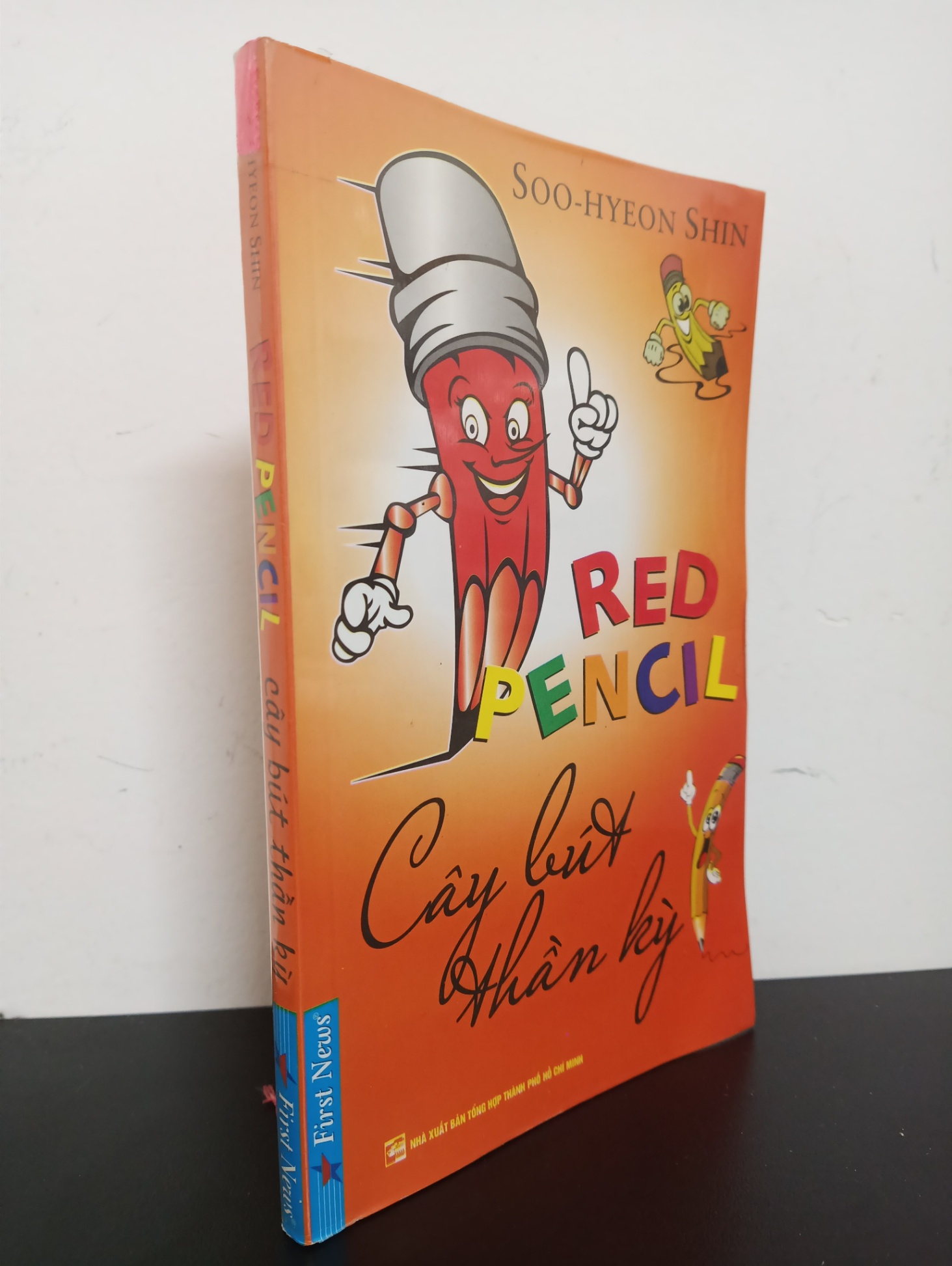 Red Pencil - Cây Bút Thần Kỳ (2014) - Soo-Hyeon Shin Mới 80% (ố vàng) HCM.ASB1403