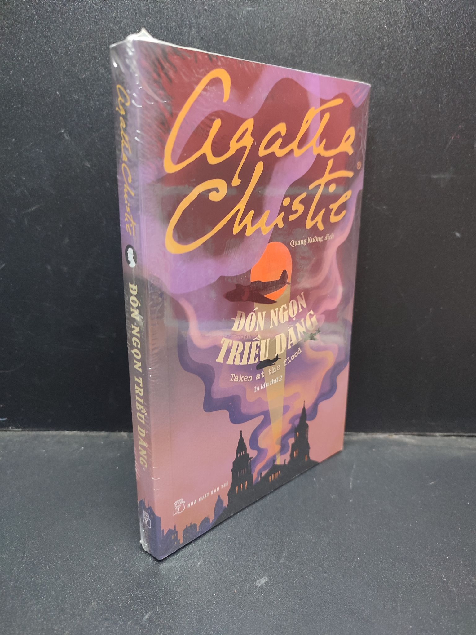 Đón Ngọn Triều Dâng Agatha Christie Quang Kường dịch mới 100% HCM0804