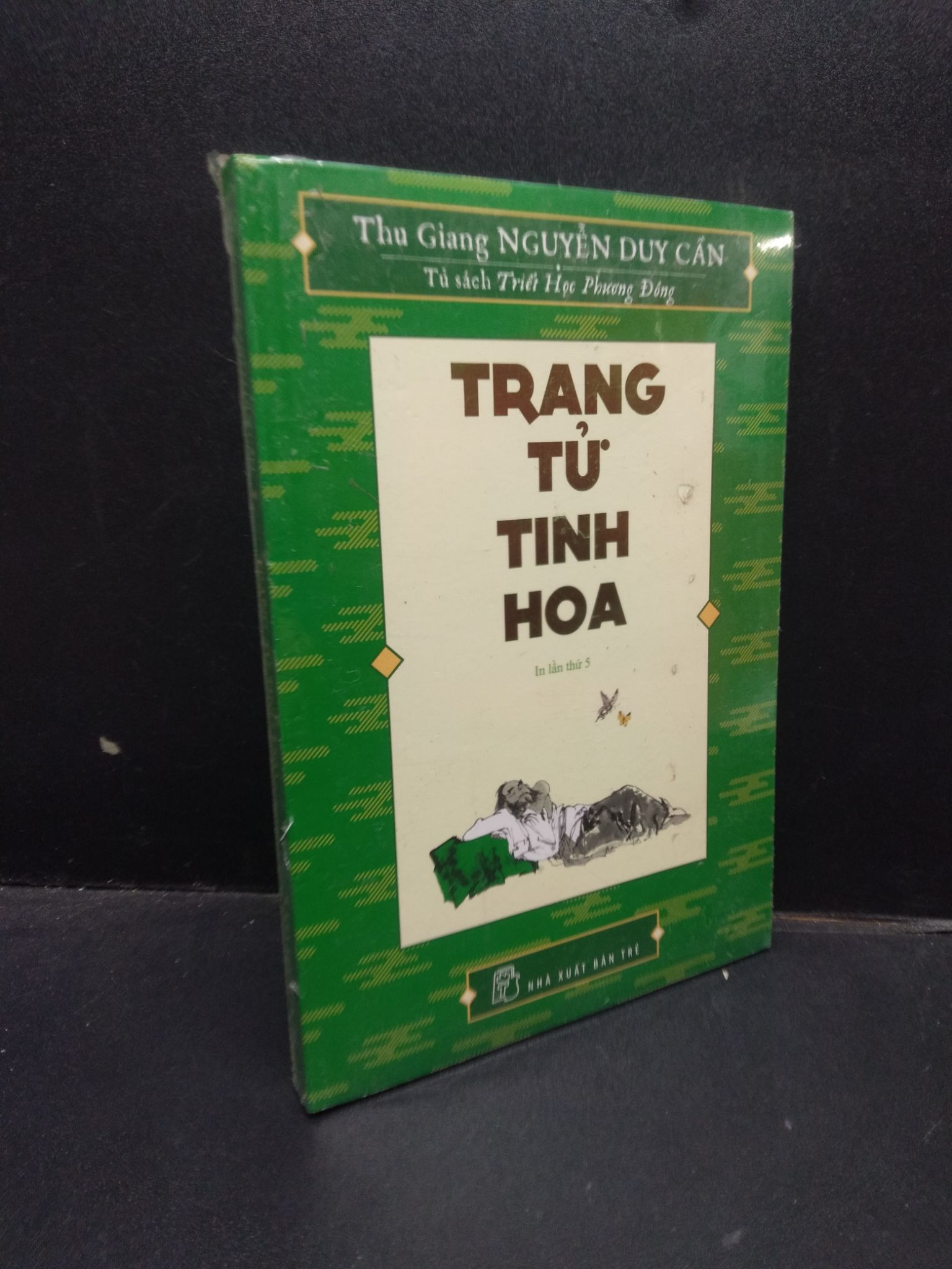 Trang tử tinh hoa Nguyễn Duy Cần (In lần thứ 5, có seal) mới 70% ố vàng HCM1604 danh nhân