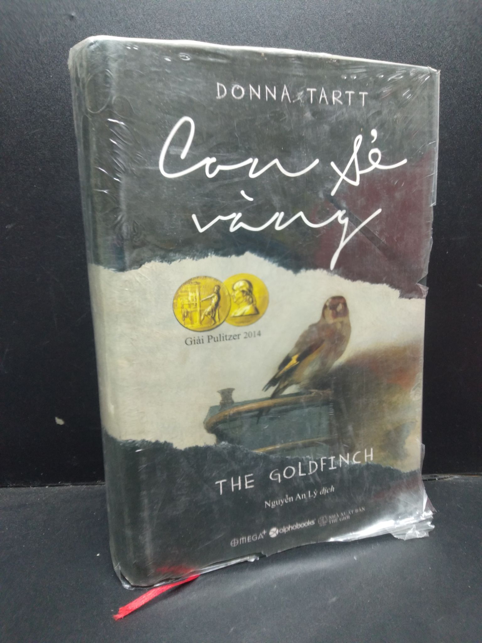 Con sẻ vàng - Donna Tartt (bìa cứng) 2018 mới 90% bẩn nhẹ HCM1604 văn học