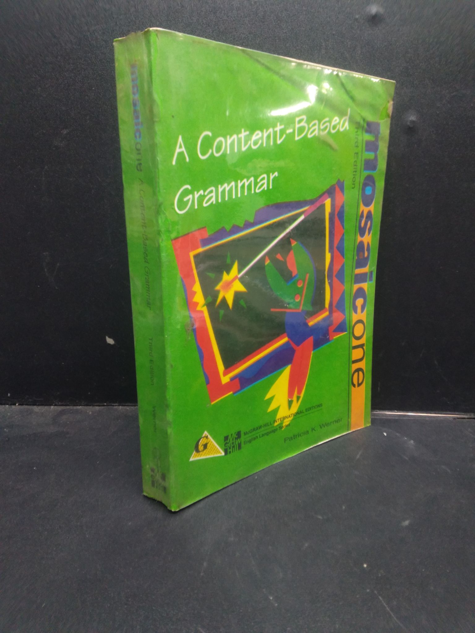 A content based grammar - Mosaic one mới 60% ố vàng có viết HCM2504 ngoại văn