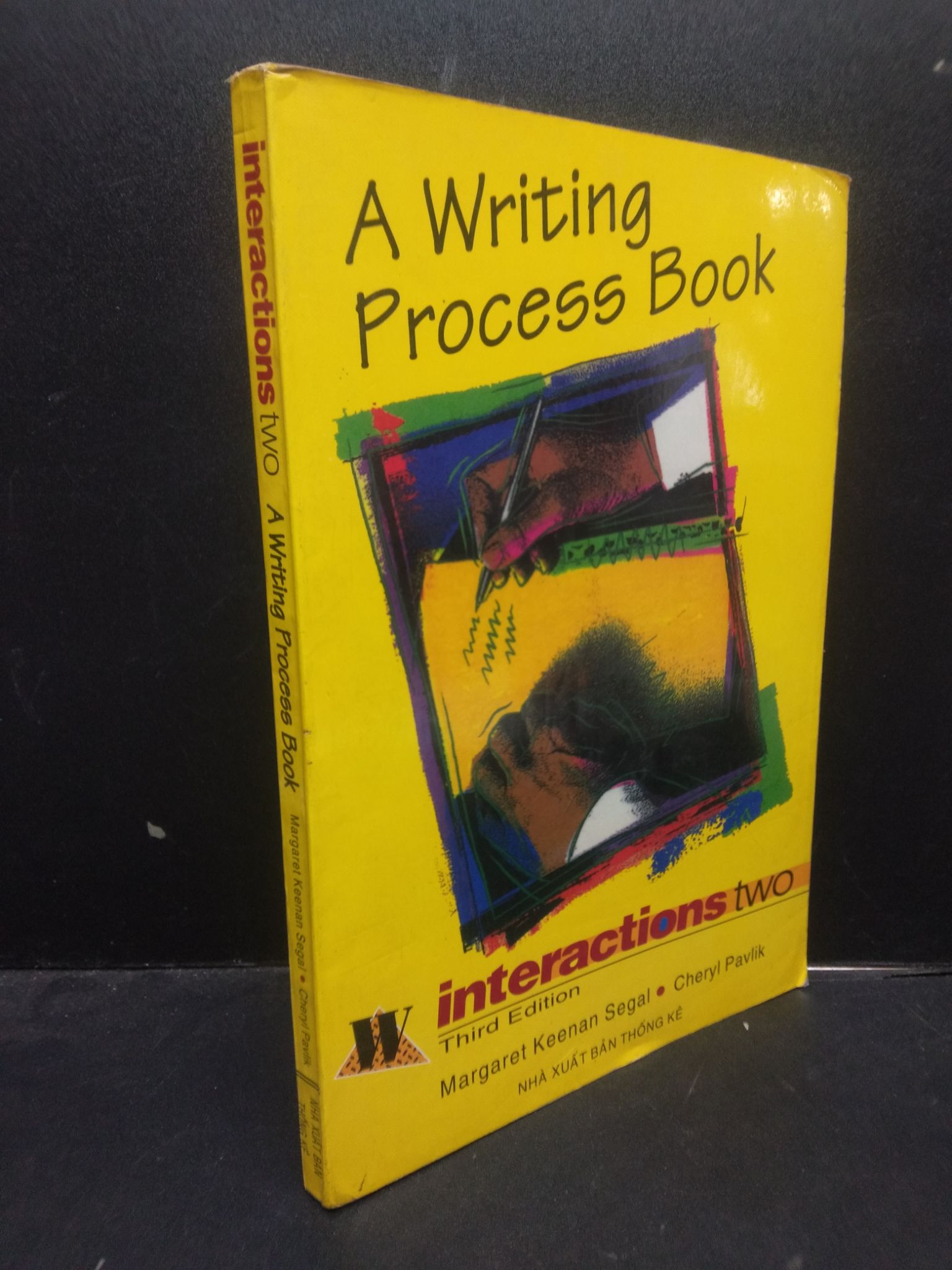 A Writing Process book - Interactions two 2001 mới 60% ố bẩn có viết HCM2504 chuyên môn ngoại ngữ