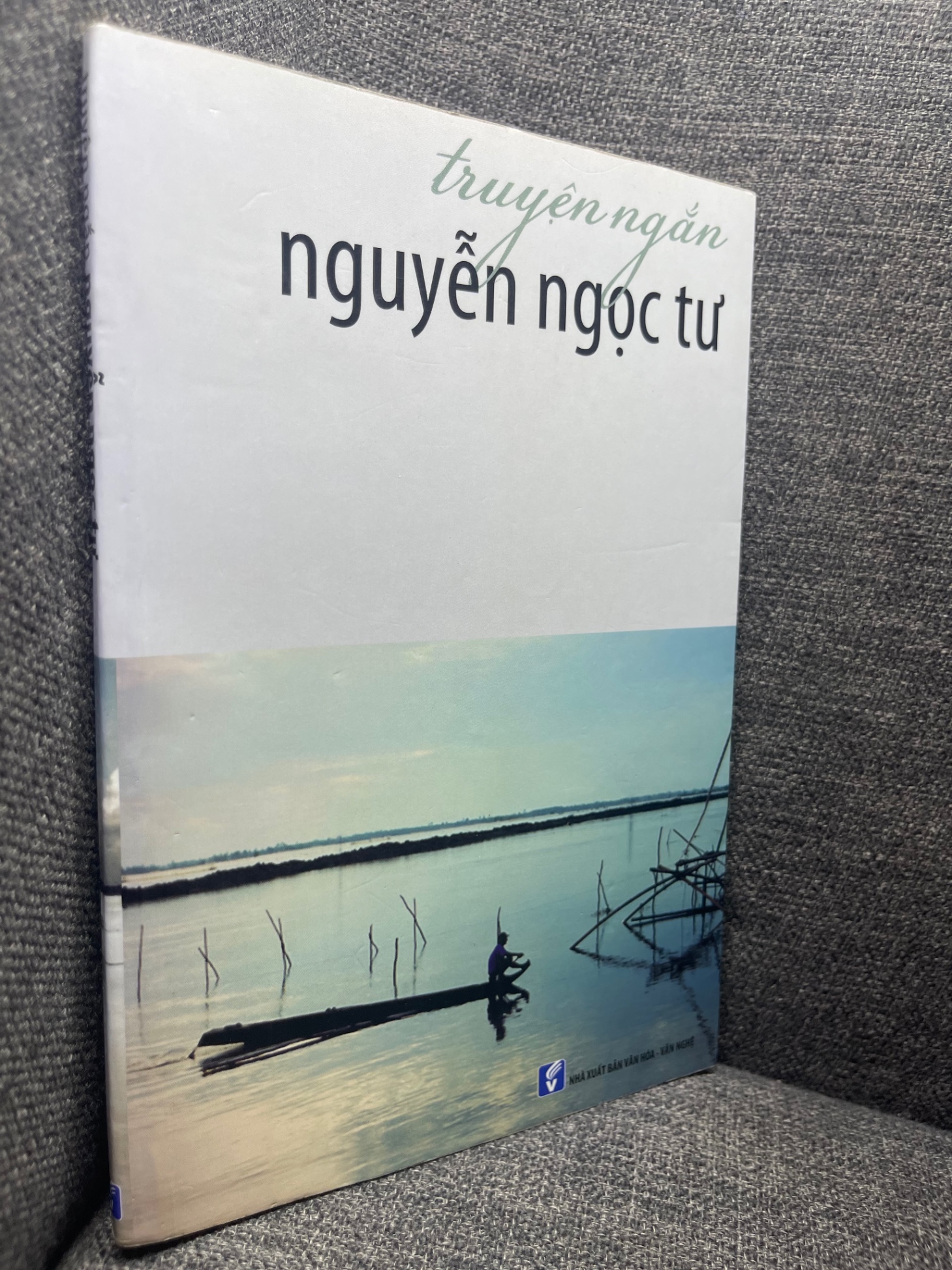 Truyện ngắn Nguyễn Ngọc Tư 2011 mới 80% ố nhẹ viền HPB0305