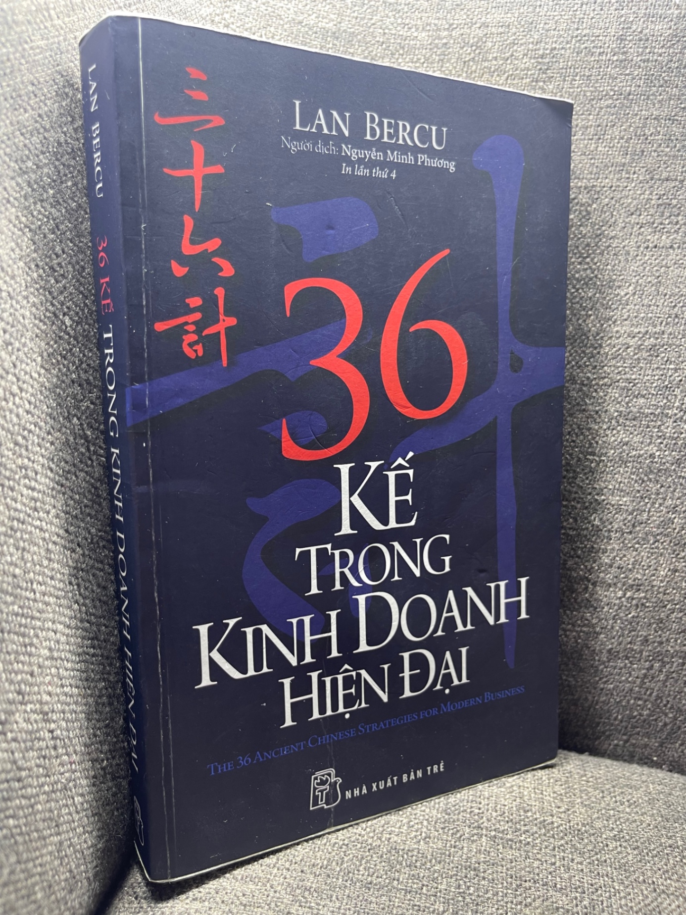 36 kế trong kinh doanh hiện đại Lan Bercu 2017 mới 80% ố nhẹ HPB0305