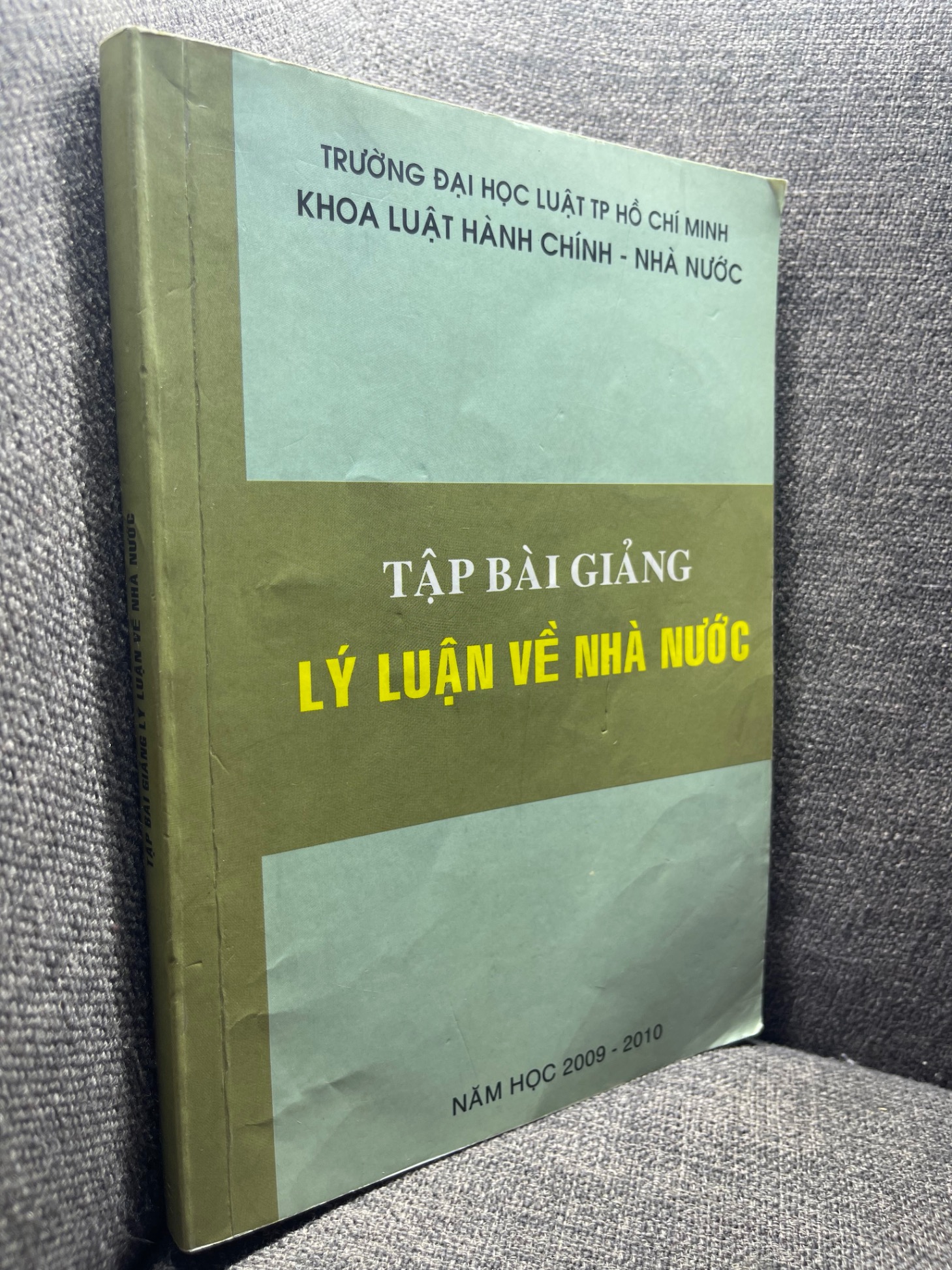 Tập bài giảng lý luận về nhà nước mới 70% bẩn viền HPB0205