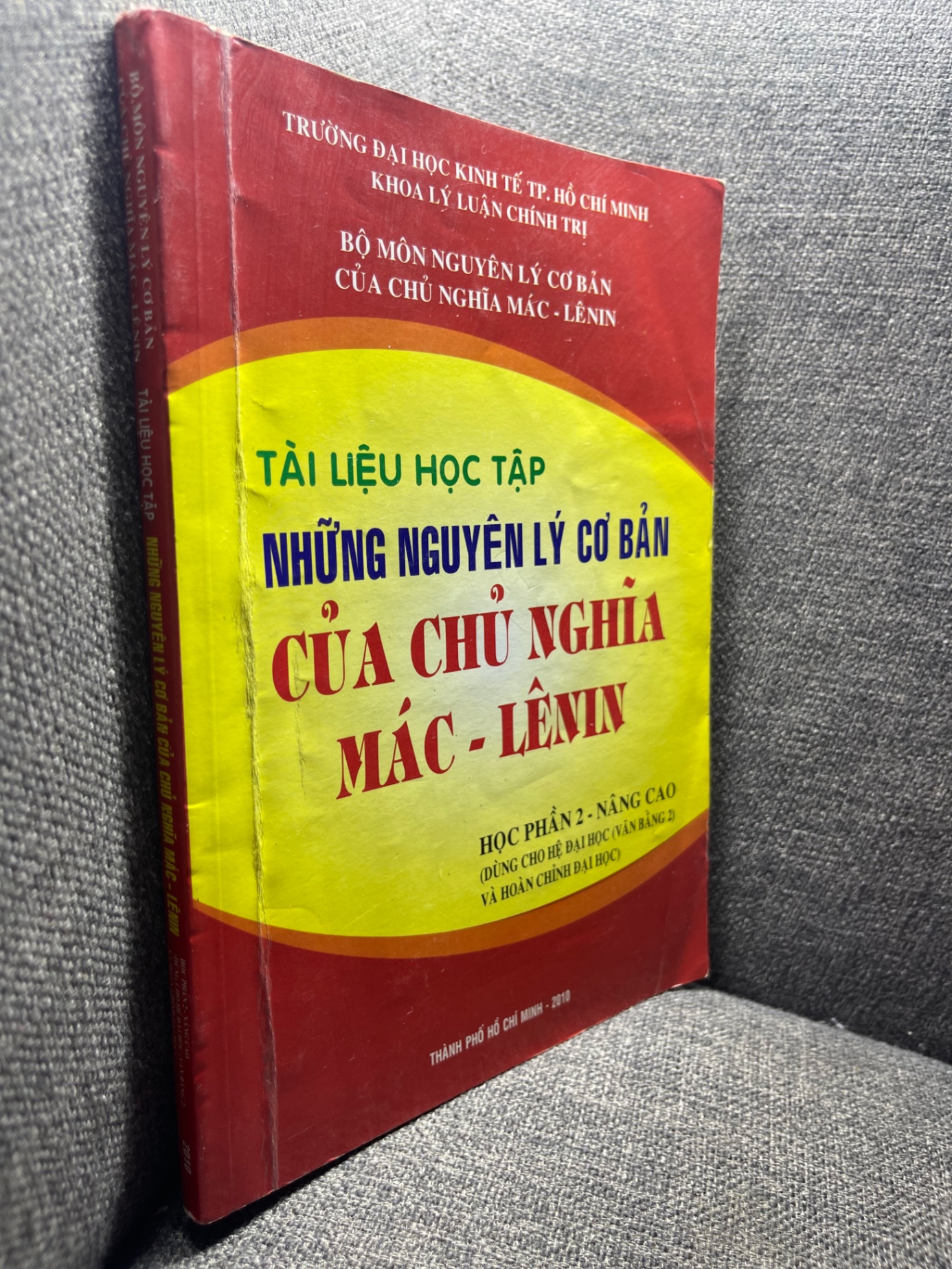 Tài liệu học tập những nguyên lý cơ bản của chủ nghĩa Mac Lênin 2010 mới 80% ố bẩn viền HPB0205