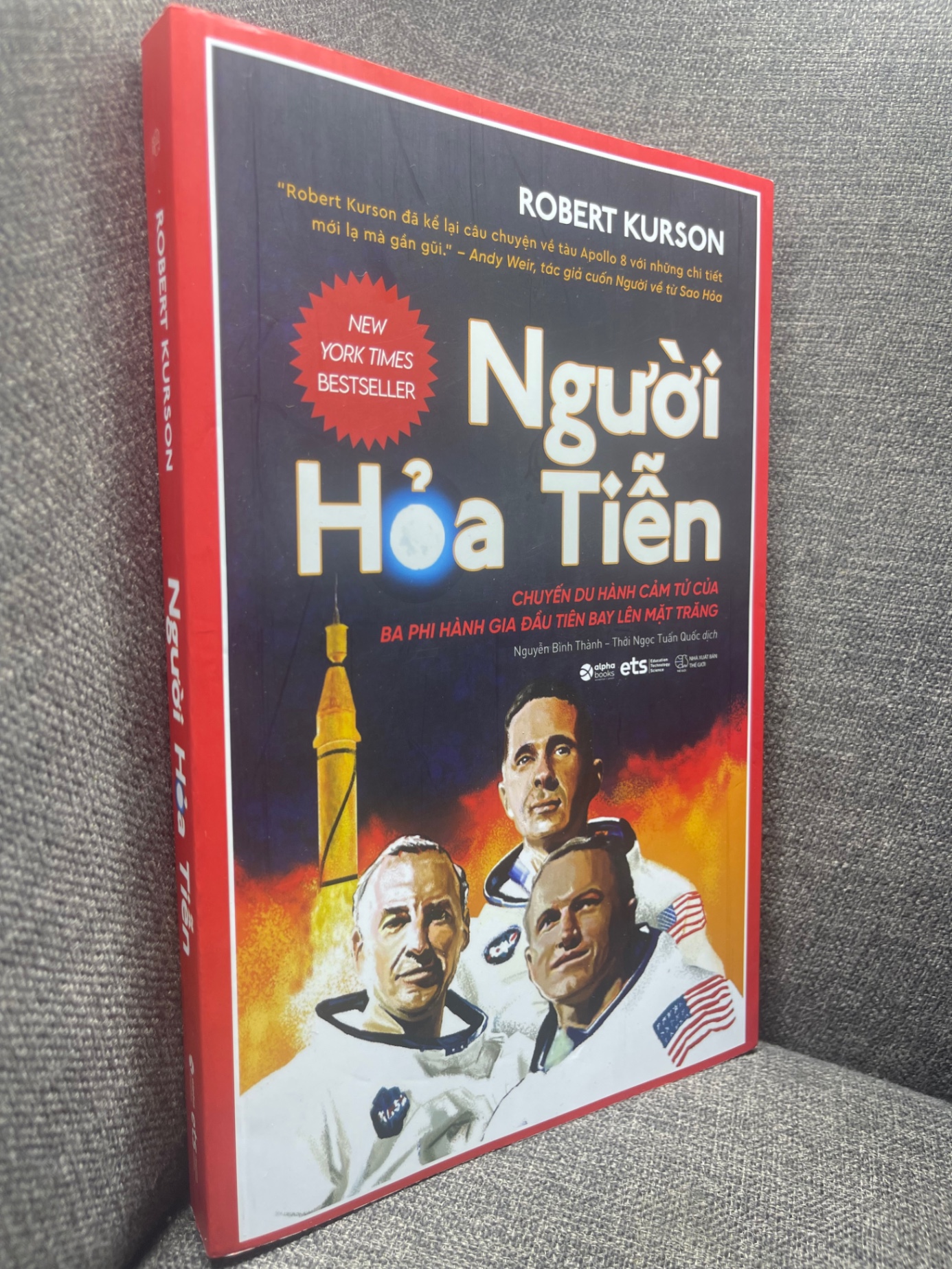 Người hoả tiễn Robert Kurson 2021 mới 90% HPB0405