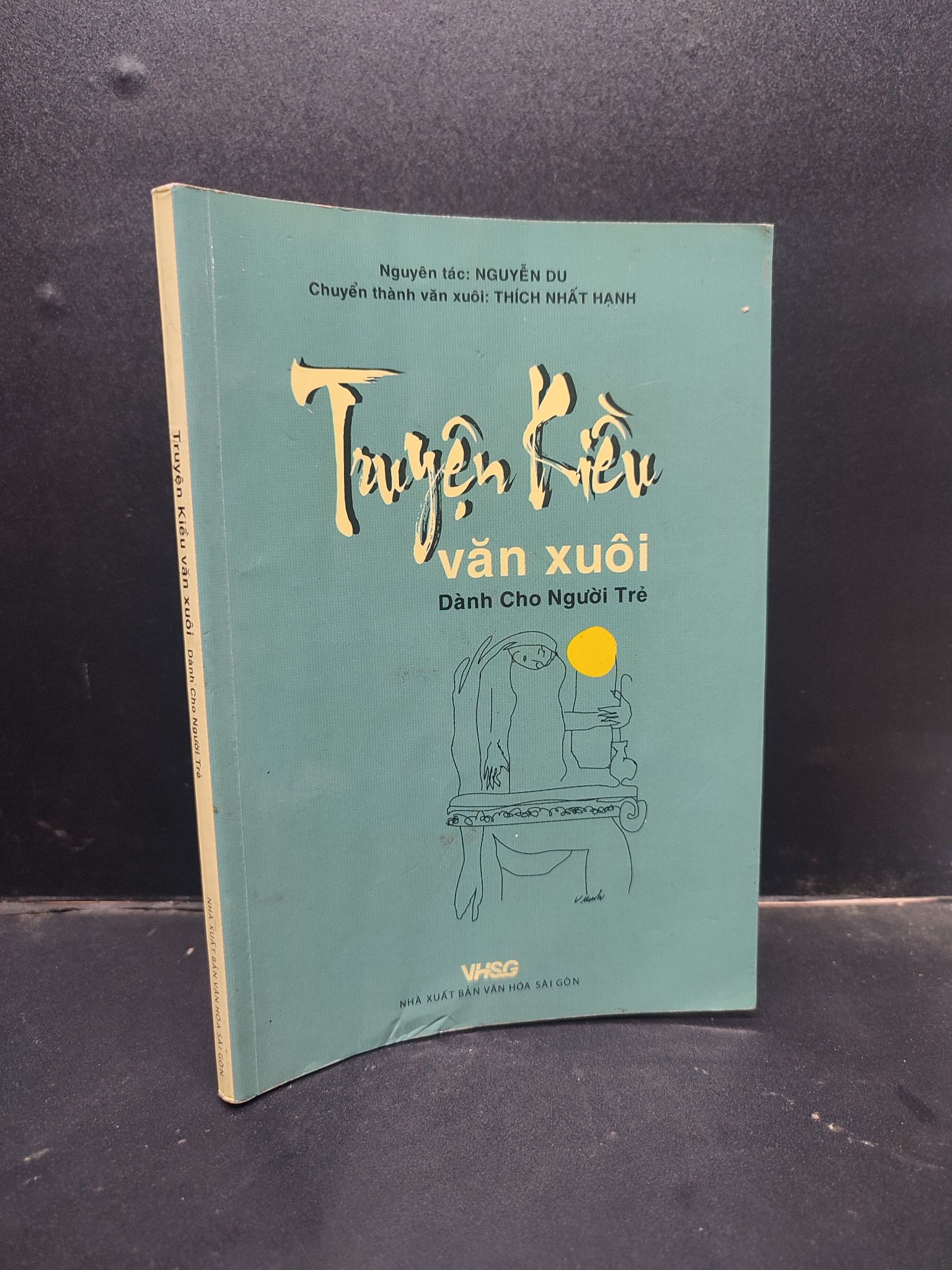 Truyện Kiều văn xuôi dành cho người trẻ - Nguyễn Du 2006 mới 70% ố bẩn có viết trang đầu HCM0305 văn học