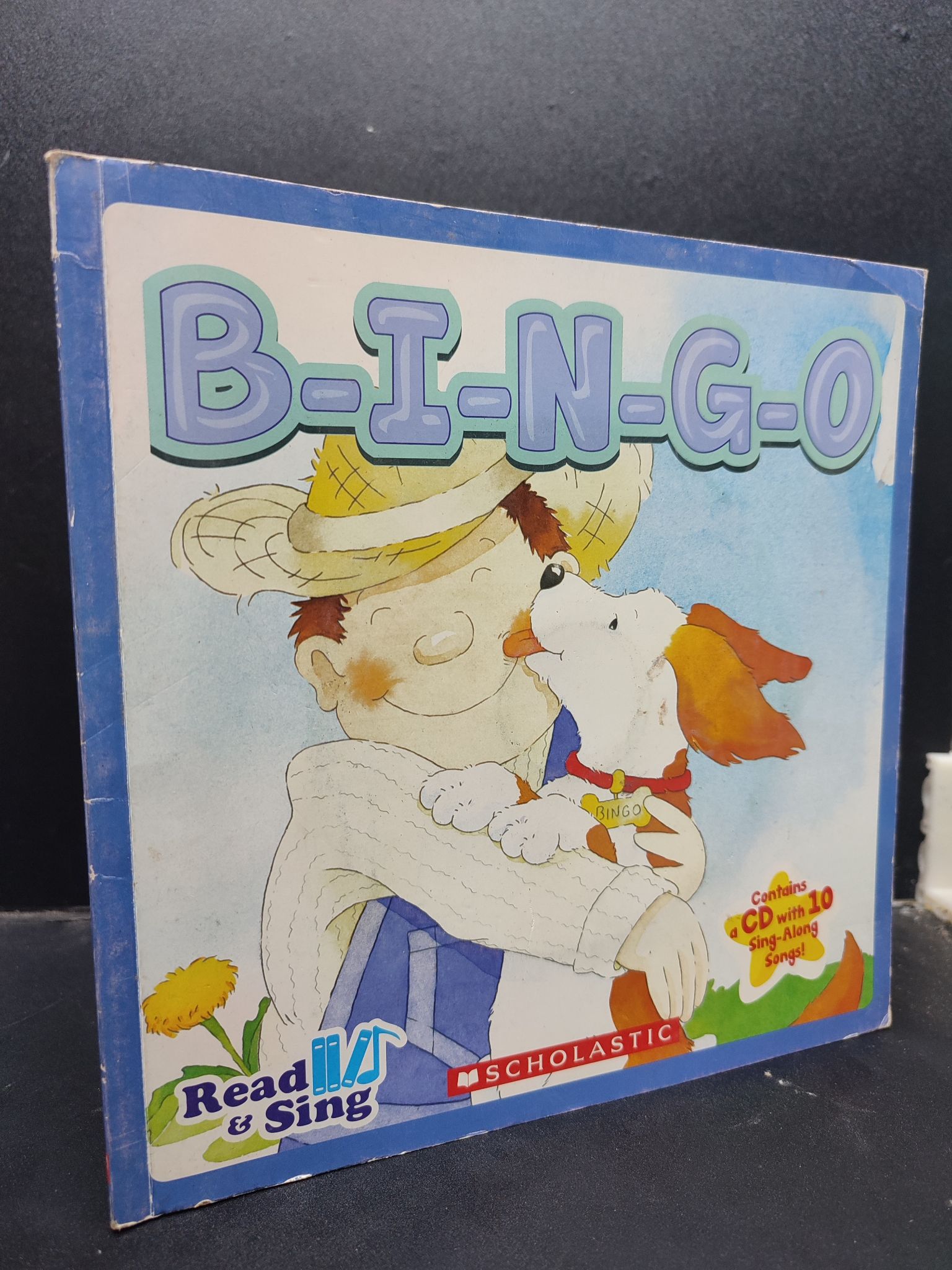 B I N G O - Scholastic (kèm CD) 2017 mới 80% bẩn bìa HCM0805 ngoại văn