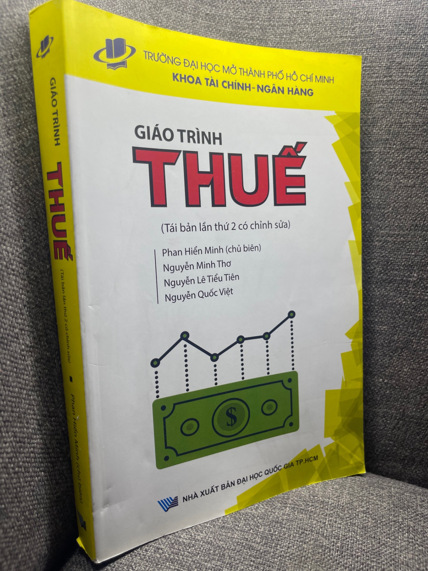 Giáo trình thuế Phan Hiển Minh 2021 mới 90% HPB1105