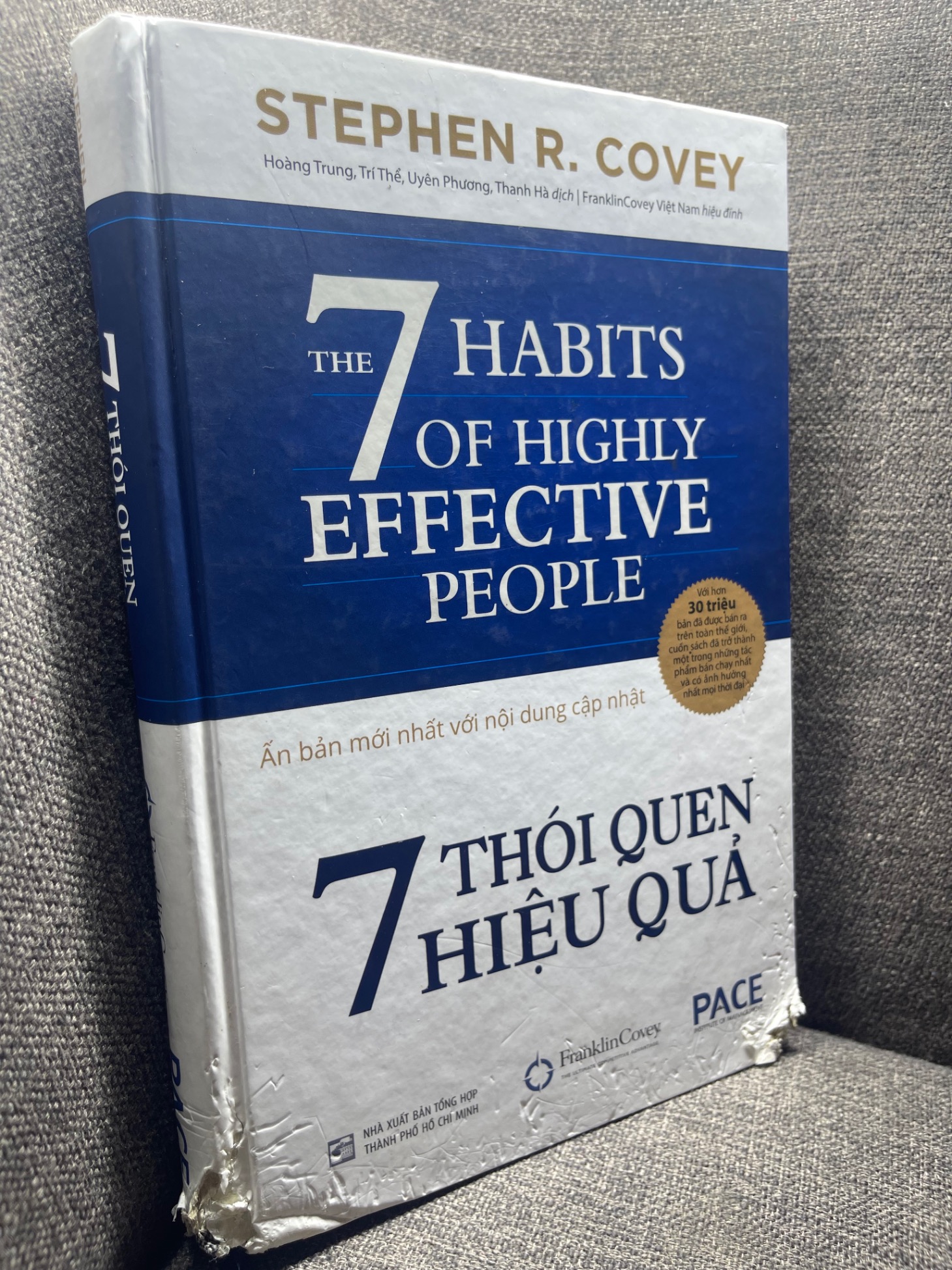 7 thói quen hiệu quả Stephen R Covey 2020 mới 80% góc bìa cứng xấu HPB1105