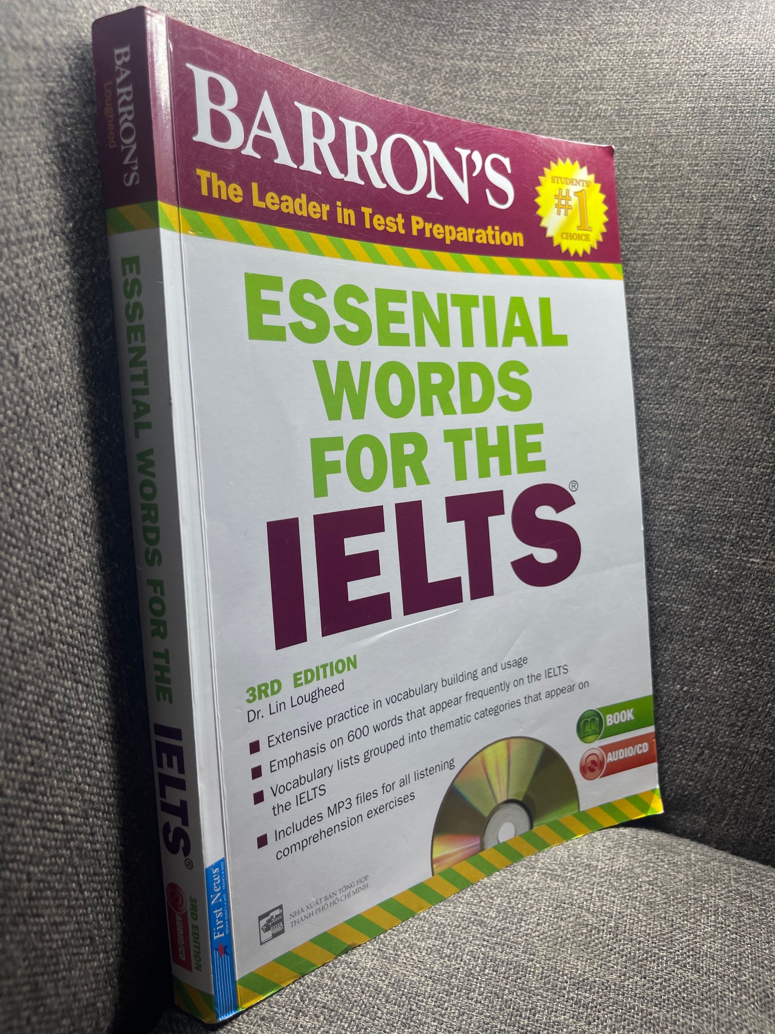 Essential words for the ielts Barrons 2019 mới 85% viết mực đến trang 16 trên 378 trang mỗi sách HPB1105