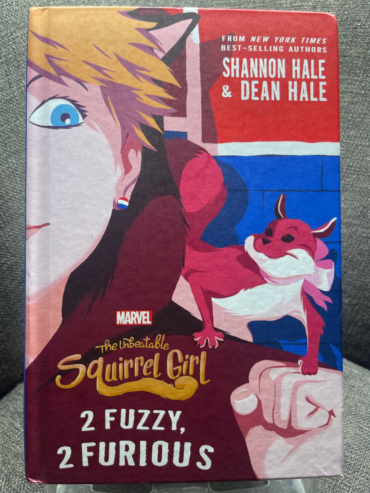 The unbeatable squirrel girl mới 90% truyện ngoại văn và thiếu nhi Shannon Hale và Dean Hale HPB1505