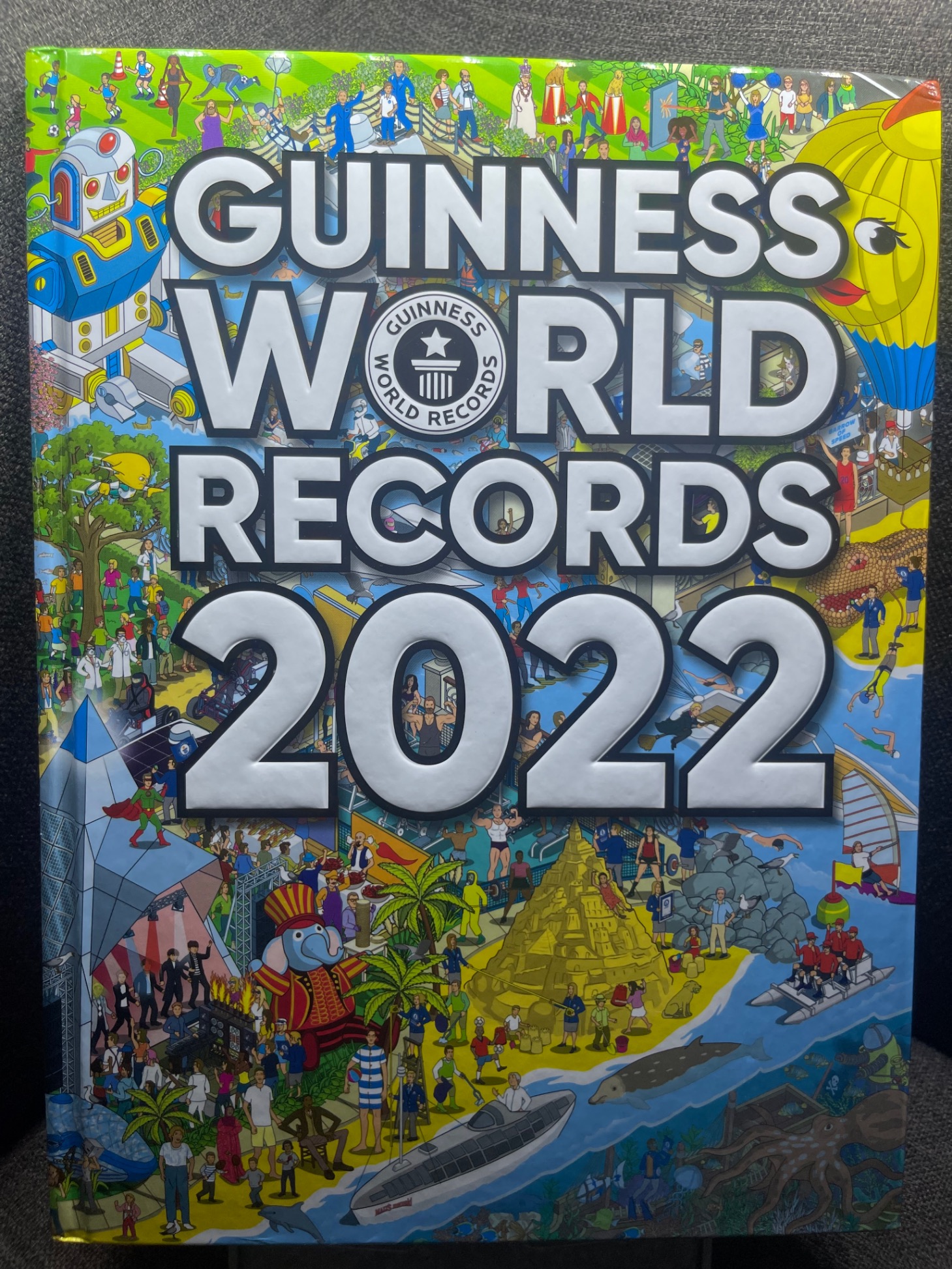 Guinness world records 2022 mới 90% sách tranh màu ngoại văn kỷ lục guinness HPB1605 SÁCH NGOẠI VĂN