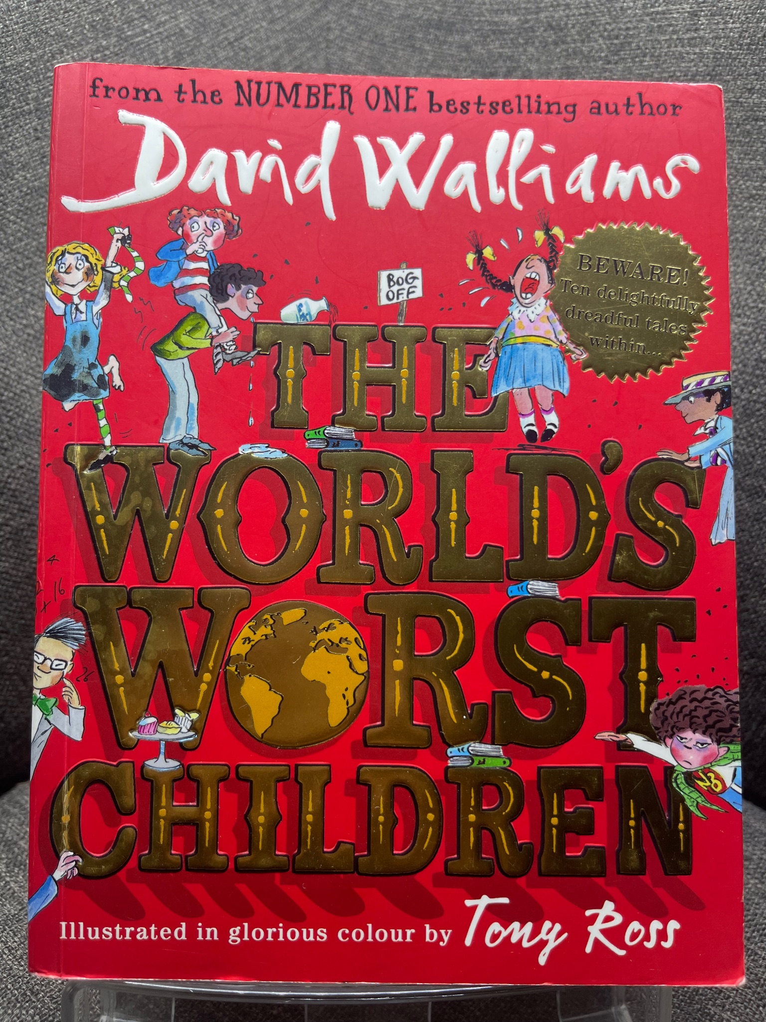 The worlds worst children mới 90% truyện tranh màu ngoại văn và thiếu nhi David Walliams HPB1605 SÁCH NGOẠI VĂN