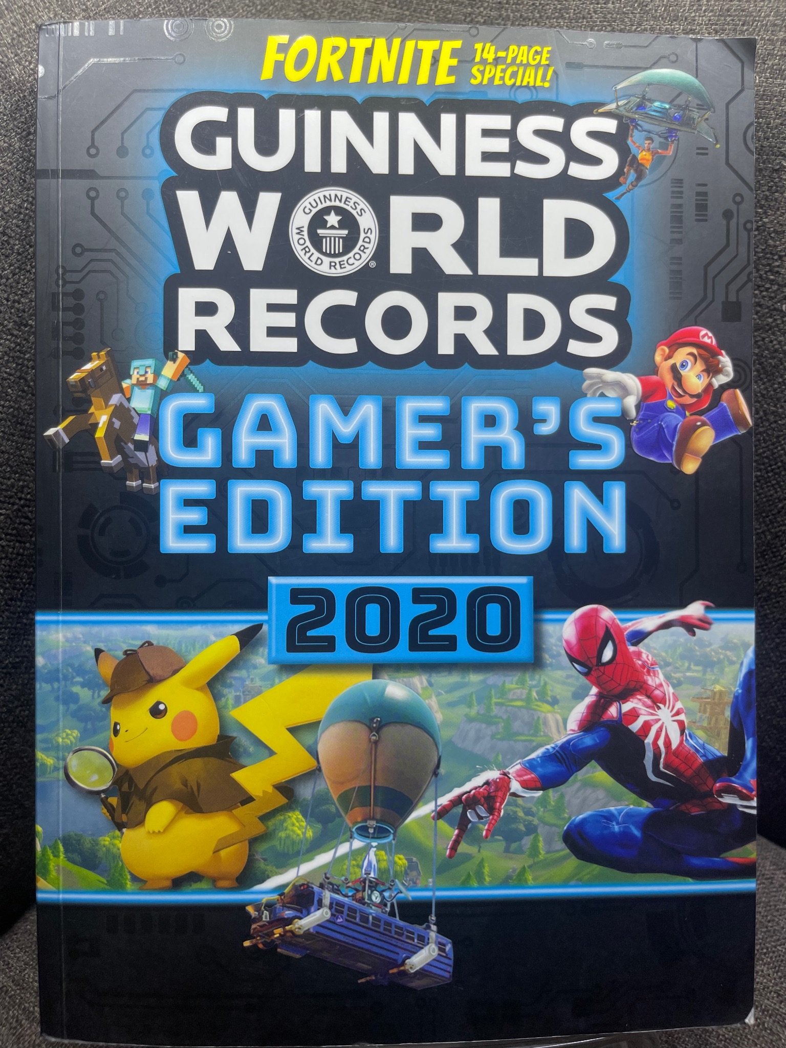 Gamers edition 2020 mới 90% sách tranh màu ngoại văn trò chơi Guinness world records HPB1605 SÁCH NGOẠI VĂN