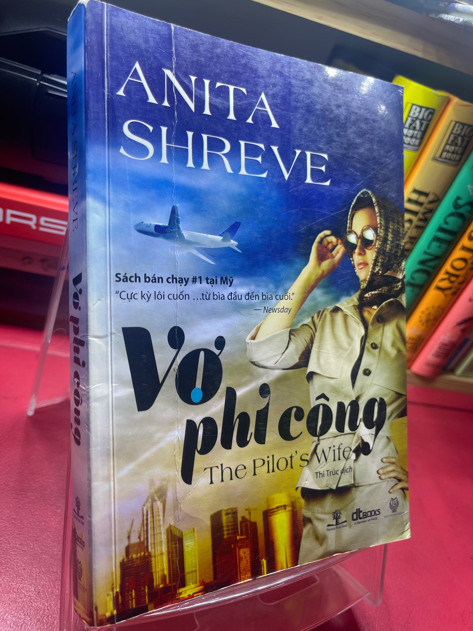 Vợ phi công 2012 mới 80% ố bẩn viền nhẹ Anita Shreve HPB1605 SÁCH VĂN HOC