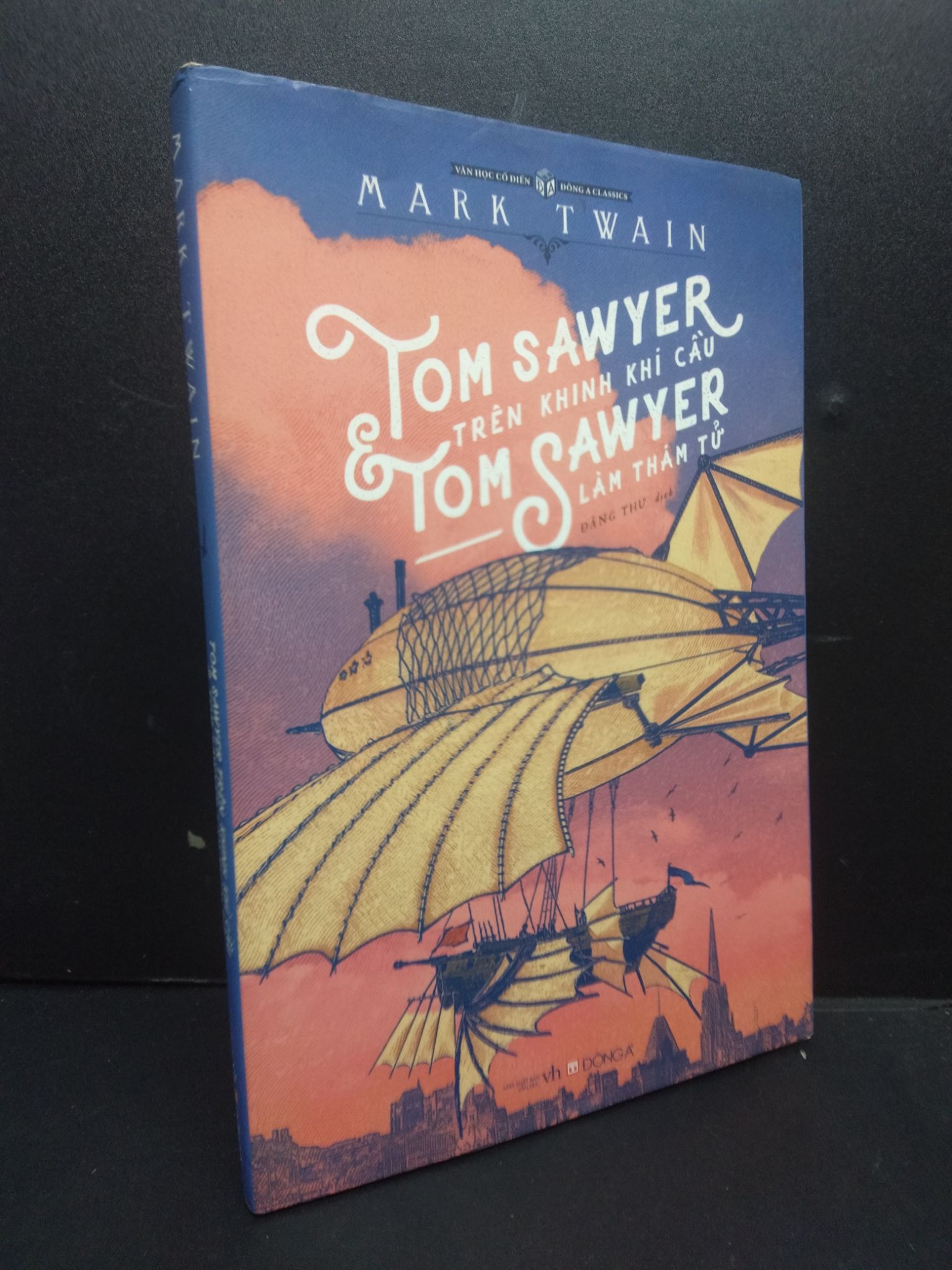 Tom Swayer Trên Khinh Khí Cầu & Tom Sawyer Làm Thám Tứ mới 80% ố vàng 2017 HCM2105 Mark Twain SÁCH VĂN HỌC