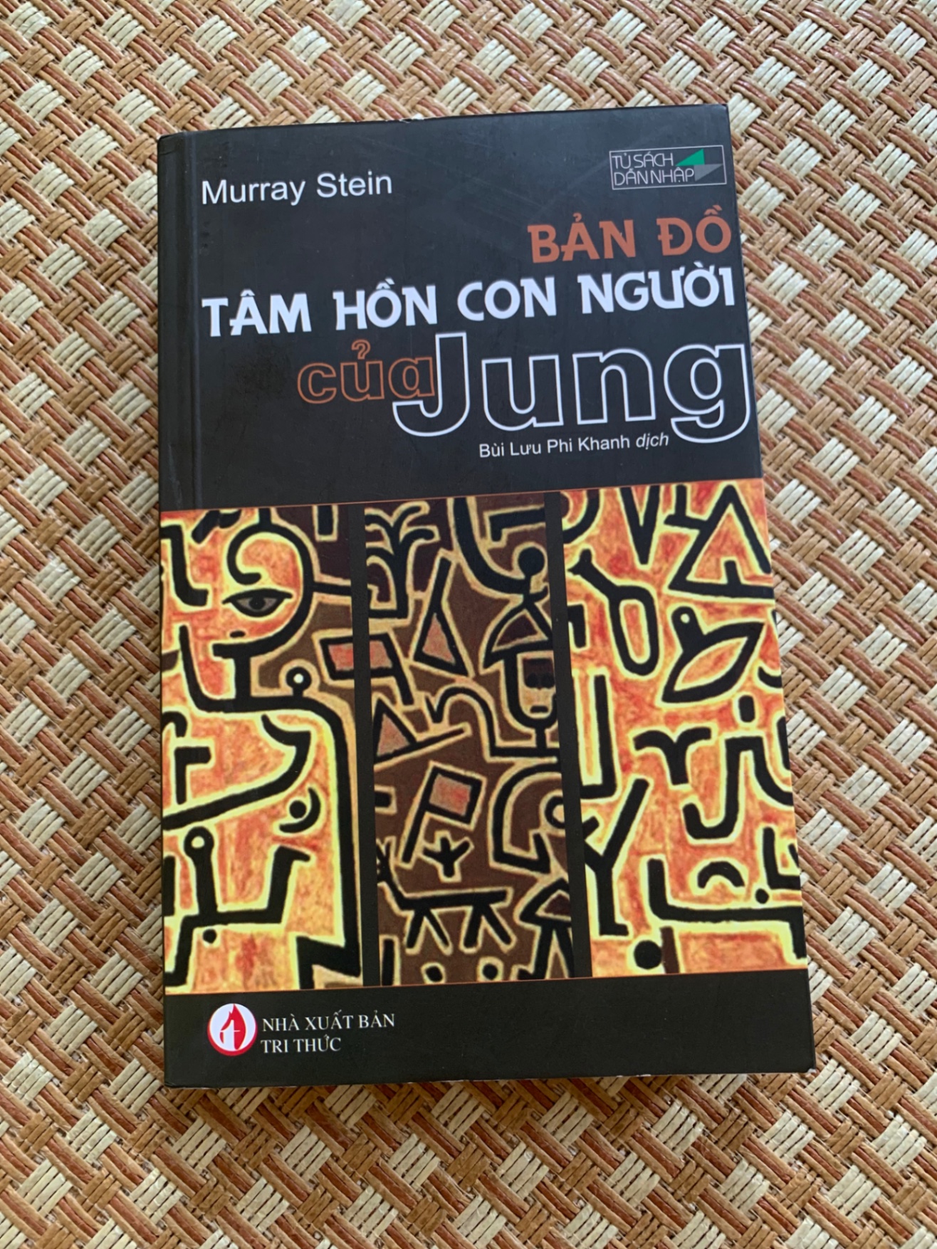 Bản đồ tâm hồn con người của Jung (mới 90% năm xb 2021,nxb Tri Thức) tác giả Murray Stein- STB2905-Kỹ Năng Sống