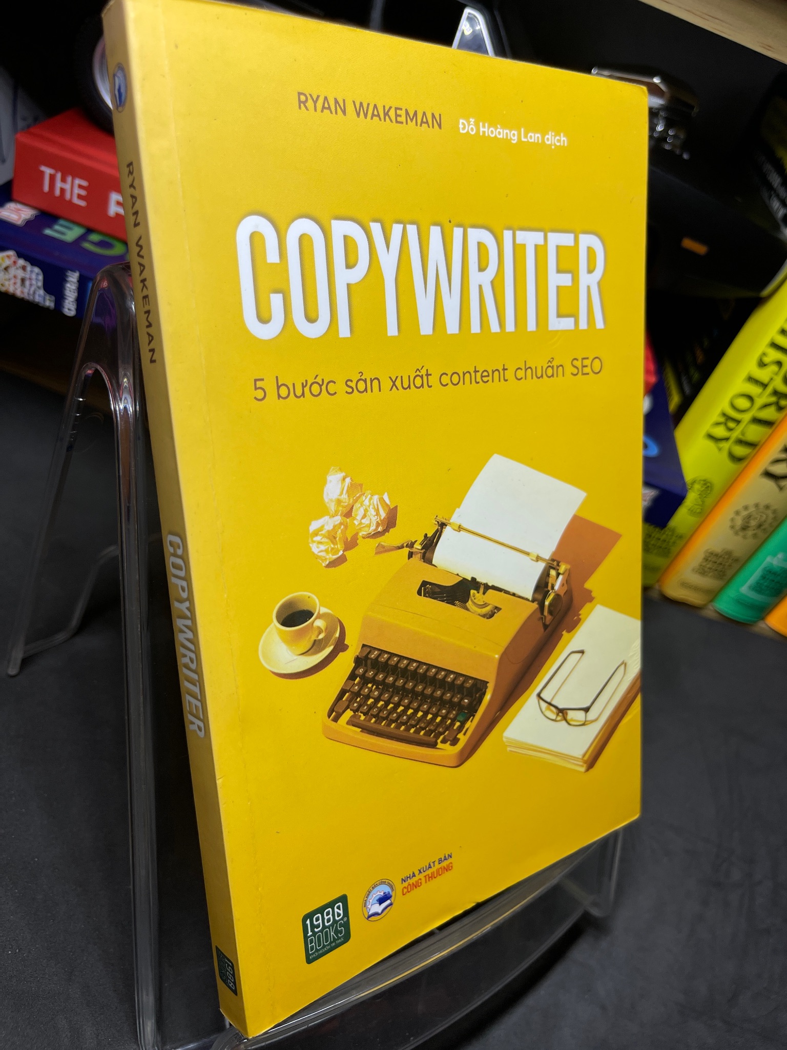 Copywriter 5 bước sản xuất content chuẩn SEO 2021 mới 85% bút xanh trang đầu Ryan Wakeman HPB2905 SÁCH KỸ NĂNG