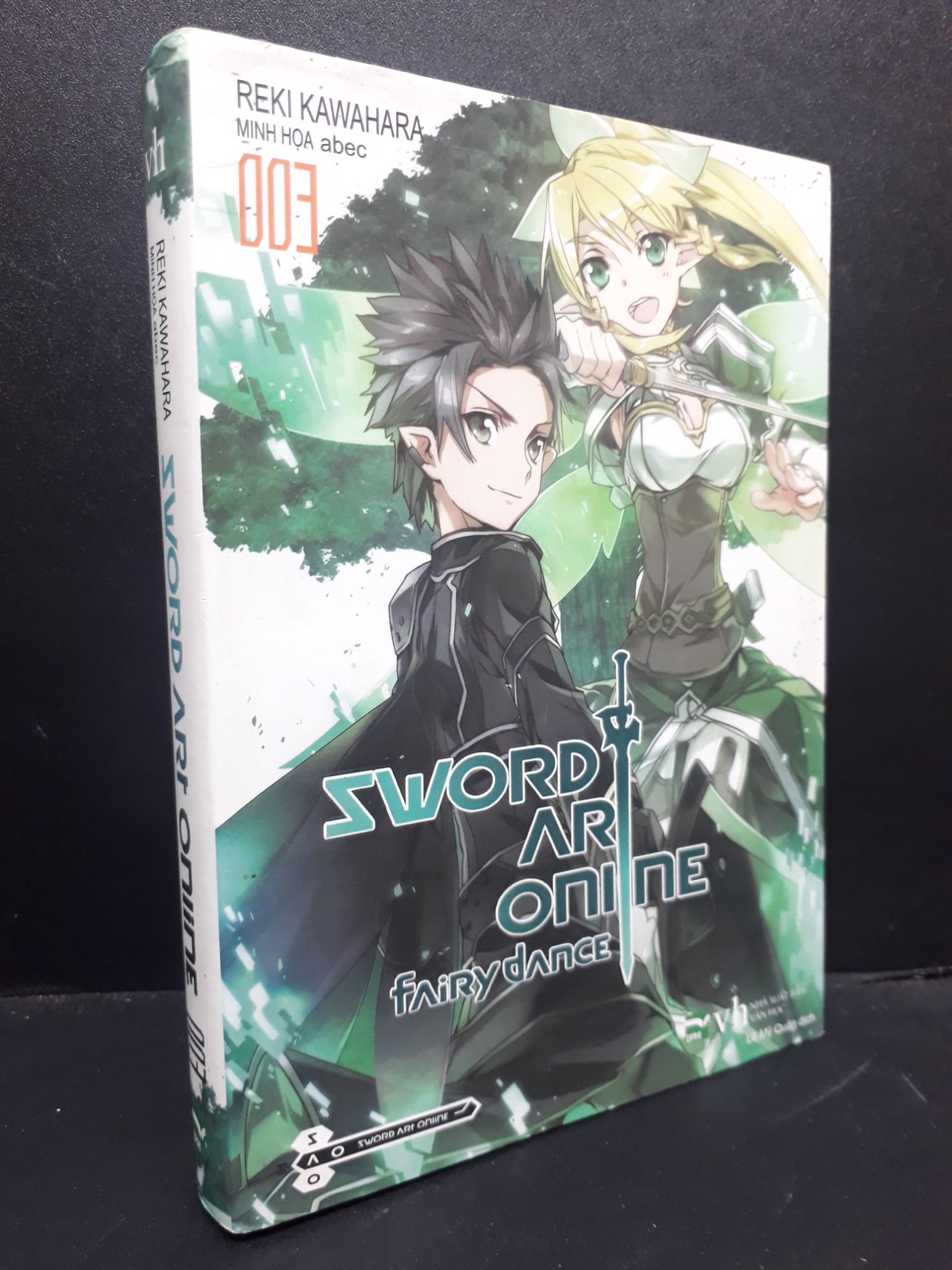 Sword Art Online 003 mới 80% ố nhẹ 2016 HCM2405 Reki Kawahara SÁCH VĂN HỌC