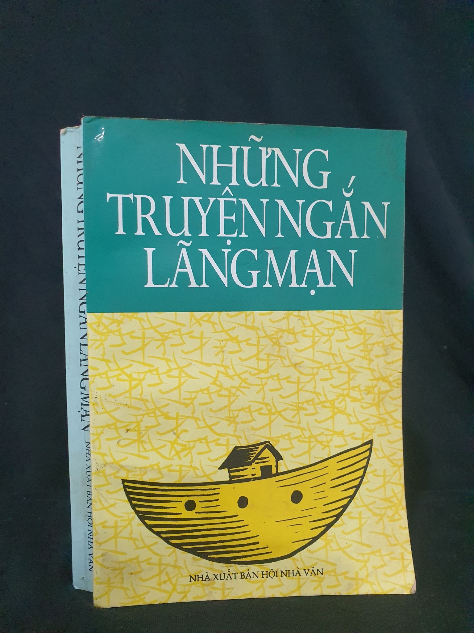 Những truyện ngắn lãng mạn mới 50% 1999 HSTB.HCM205 Nhiều tác giả SÁCH VĂN HỌC