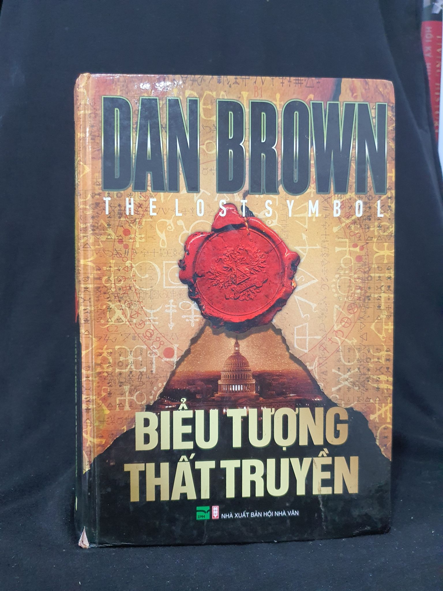 Biểu tượng thất truyền bìa cứng mới 50% mất bìa áo 2010 HSTB.HCM205 Dan Brown SÁCH VĂN HỌC