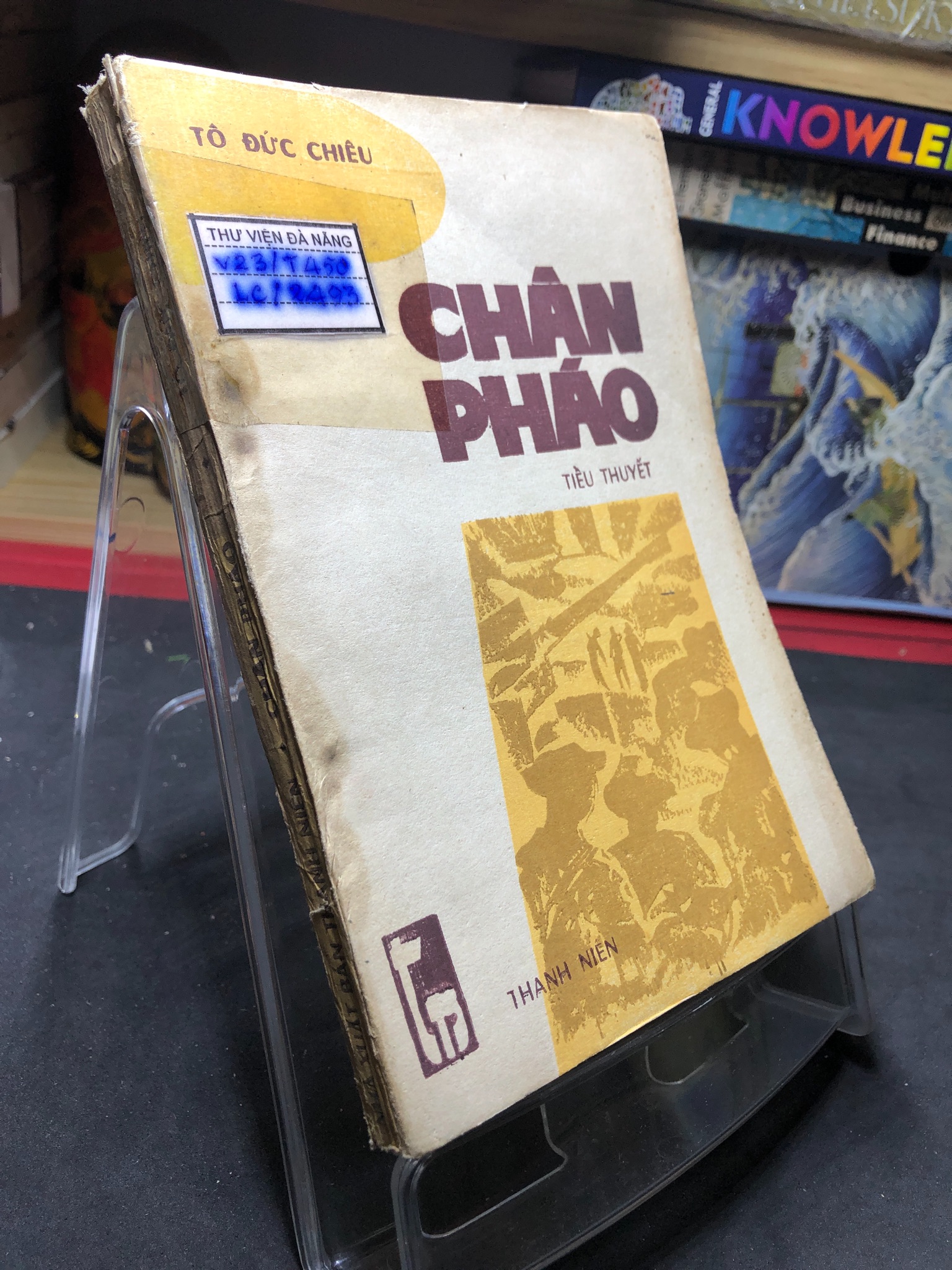 Chân pháo 1986 mới 60% ố vàng Tô Đức Chiêu HPB0906 SÁCH VĂN HỌC