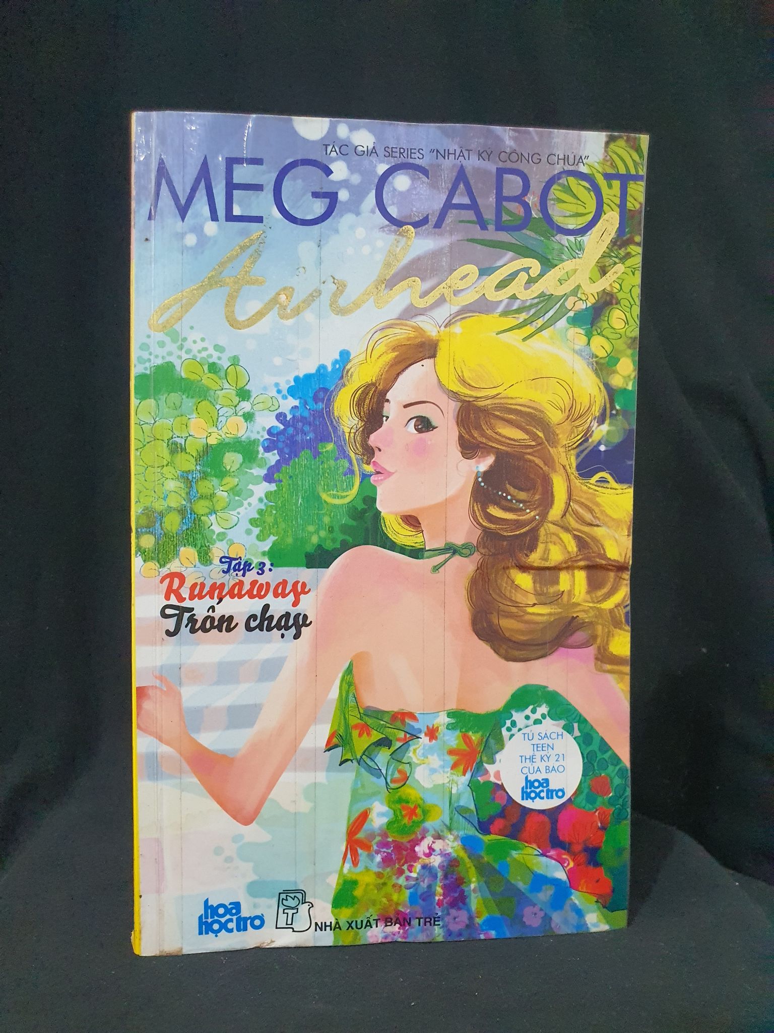 RUNAWAY TRỐN CHẠY MỚI 50% 2011 HSTB.HCM205 MEG CABOT SÁCH VĂN HỌC