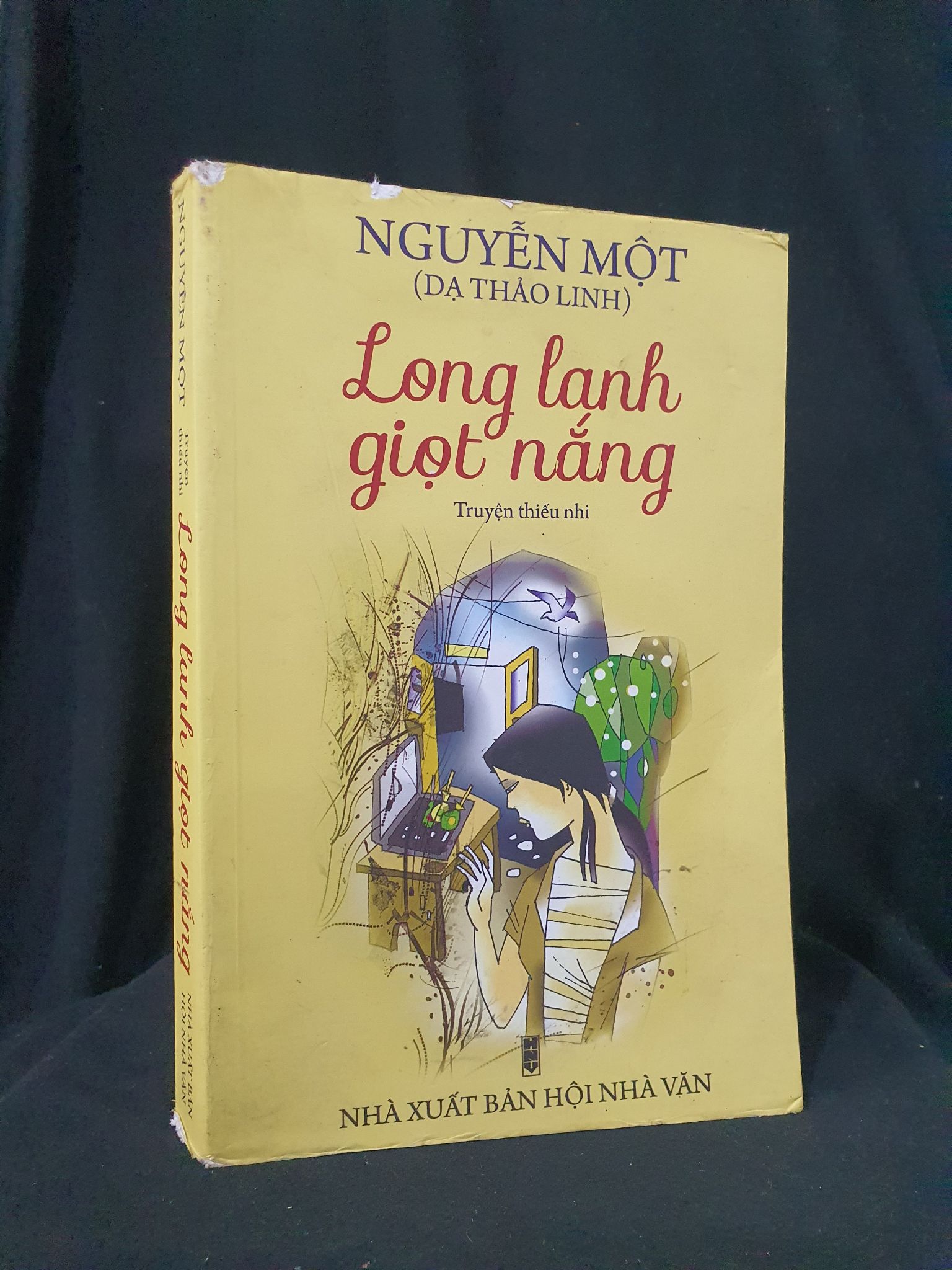 LONG LANH GIỌT NẮNG MỚI 70% 2019 HSTB.HCM205 NGUYỄN MỘT SÁCH VĂN HỌC