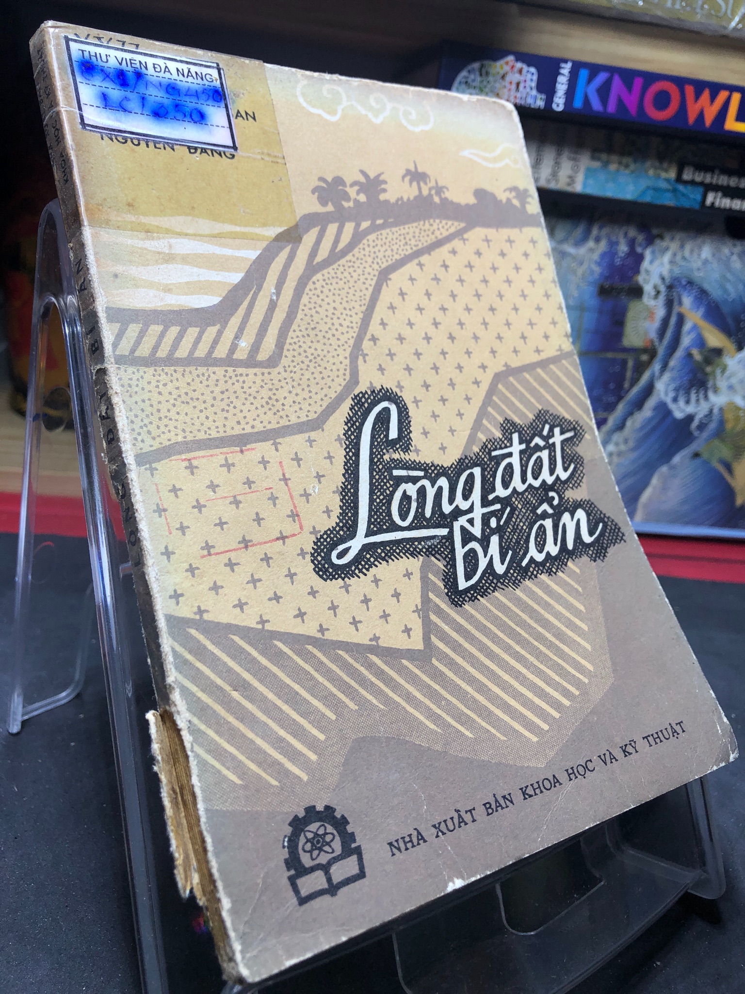 Lòng đất bí ẩn 1976 mới 60% ố vàng rách gáy nhẹ Ngô Thường San, Phạm Thăng, Nguyễn Đăng HPB0906 SÁCH VĂN HỌC