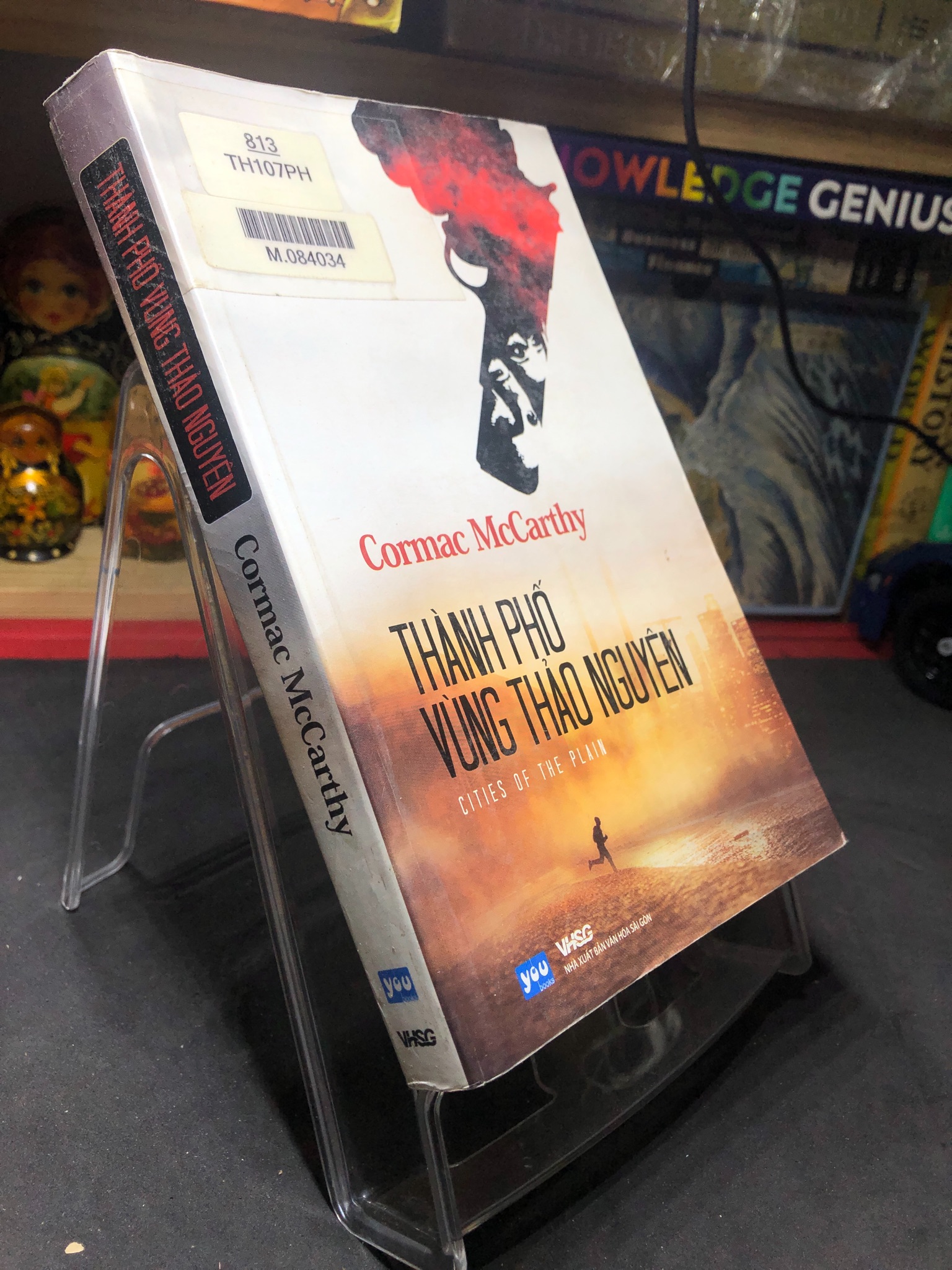 Thành phố vùng thảo nguyên 2010 mới 75% bẩn nhẹ Cormac McCarthy HPB0906 SÁCH VĂN HỌC