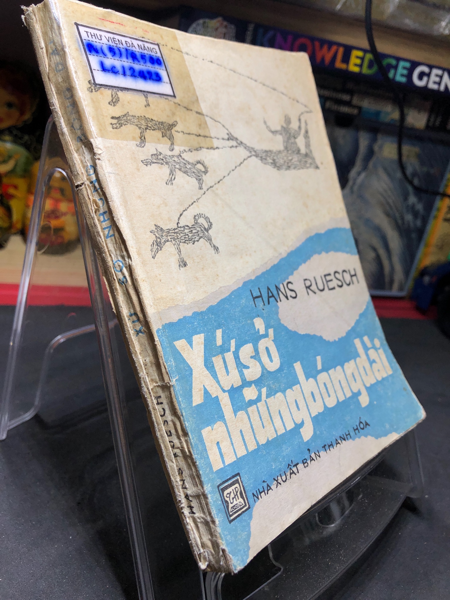 Xứ Sở Những Bóng Dài mới 50% ố vàng nặng, rách bìa nhẹ 1988 Hans Ruesch HPB0906 SÁCH VĂN HỌC