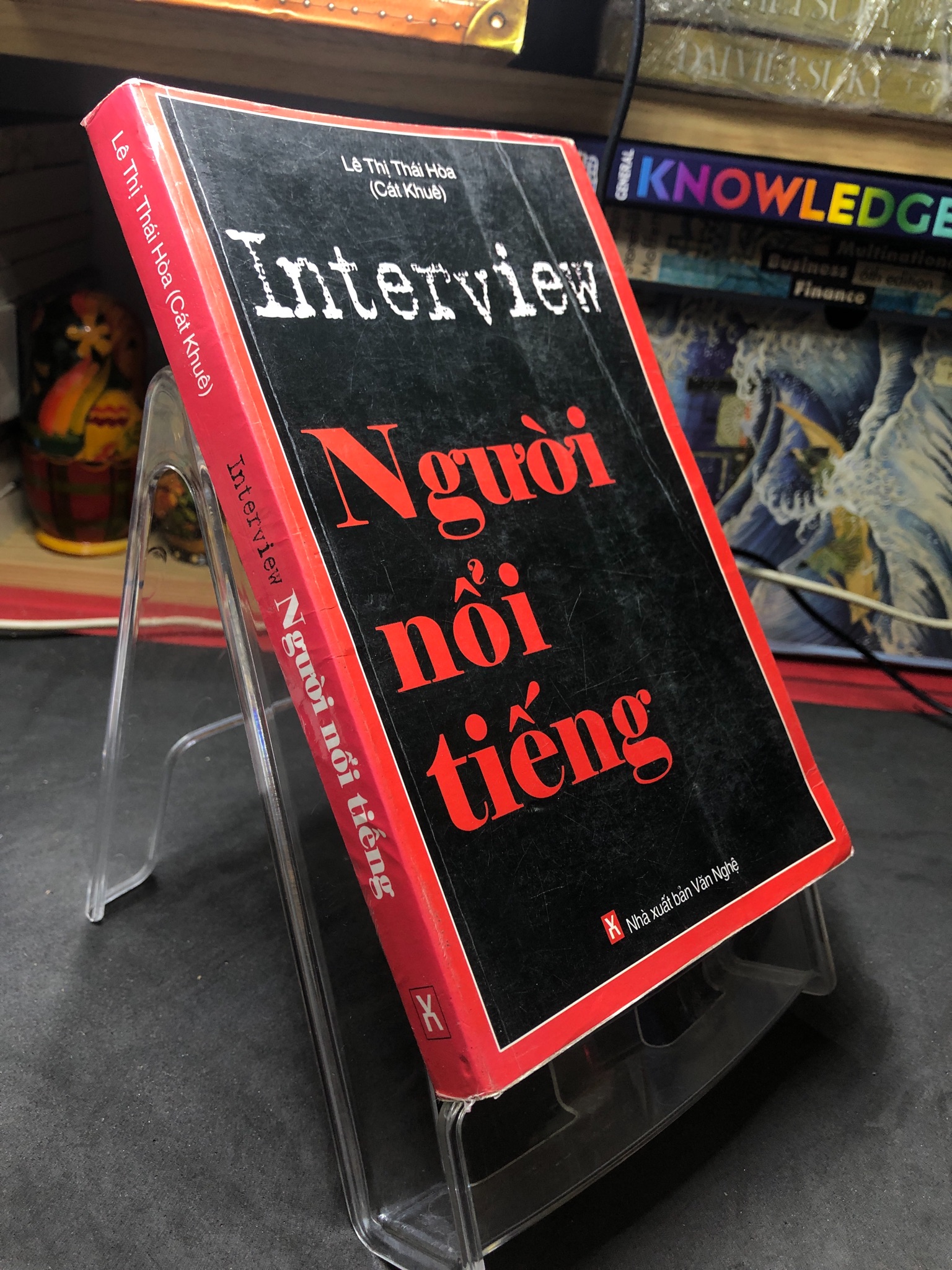 Interview người nổi tiếng 2009 mới 70% bẩn cong ẩm nhẹ Lê Thị Thái Hoà HPB2006 SÁCH GIÁO TRÌNH, CHUYÊN MÔN