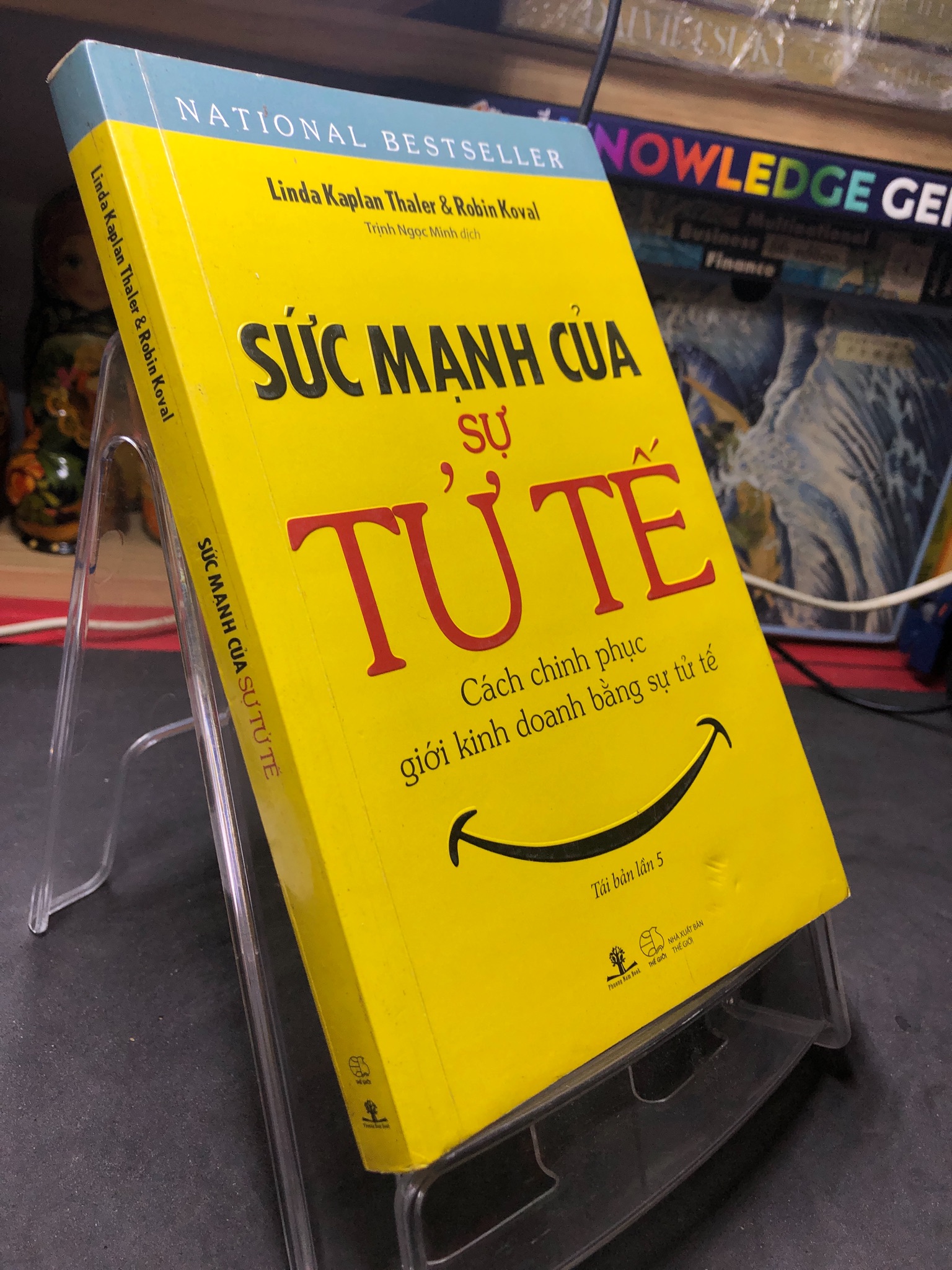 Sức mạnh của sử tử tế 2016 mới 70% ố bẩn hightlight bút xanh Linda Kaplan Thaler và Robin Koval HPB2106 SÁCH KỸ NĂNG