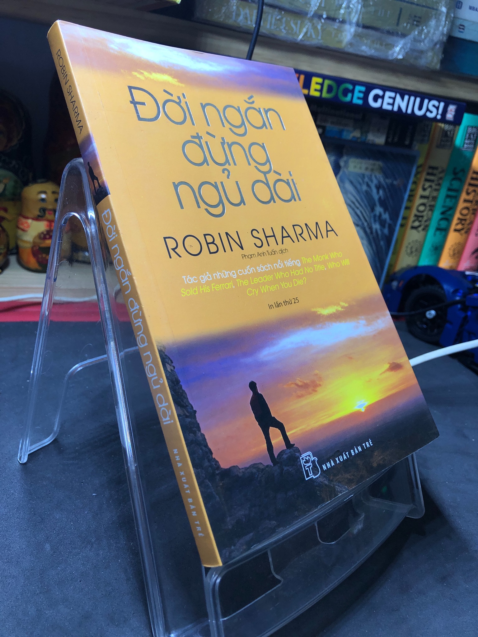 Đời ngắn đừng ngủ dài 2020 mới 85% bẩn bụi Robin Sharma HPB2206 SÁCH KỸ NĂNG