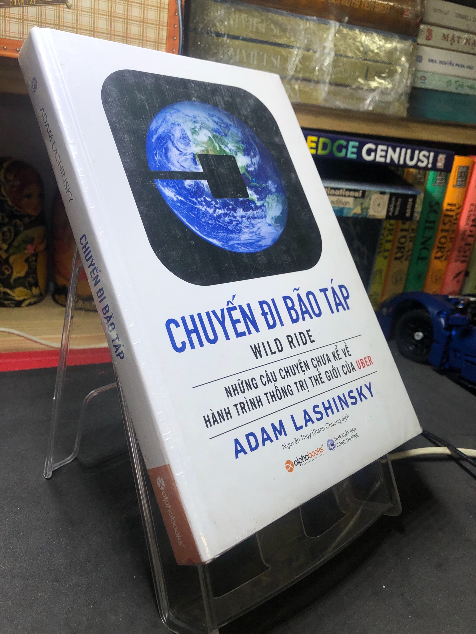 Chuyến đi bão táp mới 100% seal bìa cứng Adam Lashinsky HPB2606 KINH TẾ - TÀI CHÍNH - CHỨNG KHOÁN