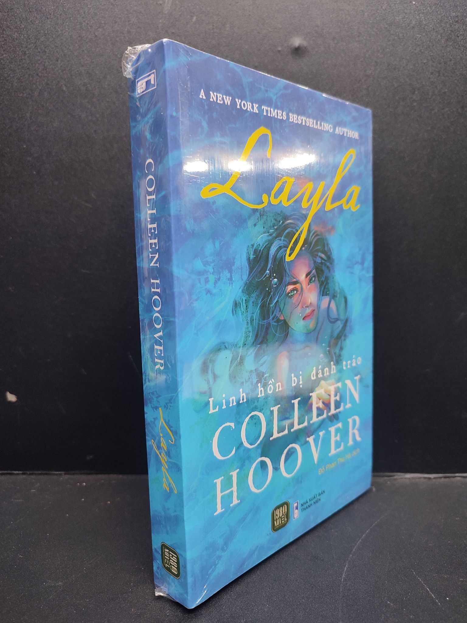 Layla Linh Hồn Bị Đánh Tráo mới 100% HCM2606 Colleen Hoover VĂN HỌC