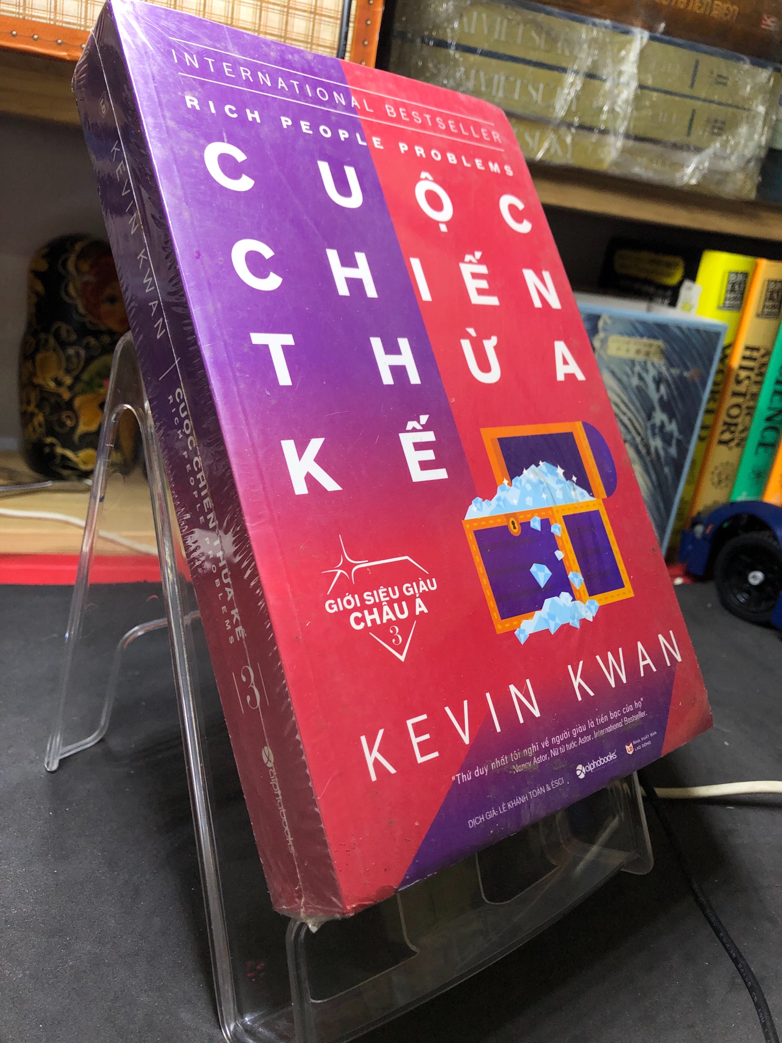 Cuộc chiến thừa kế mới 100% seal Kevin Kwan HPB2706 VĂN HỌC