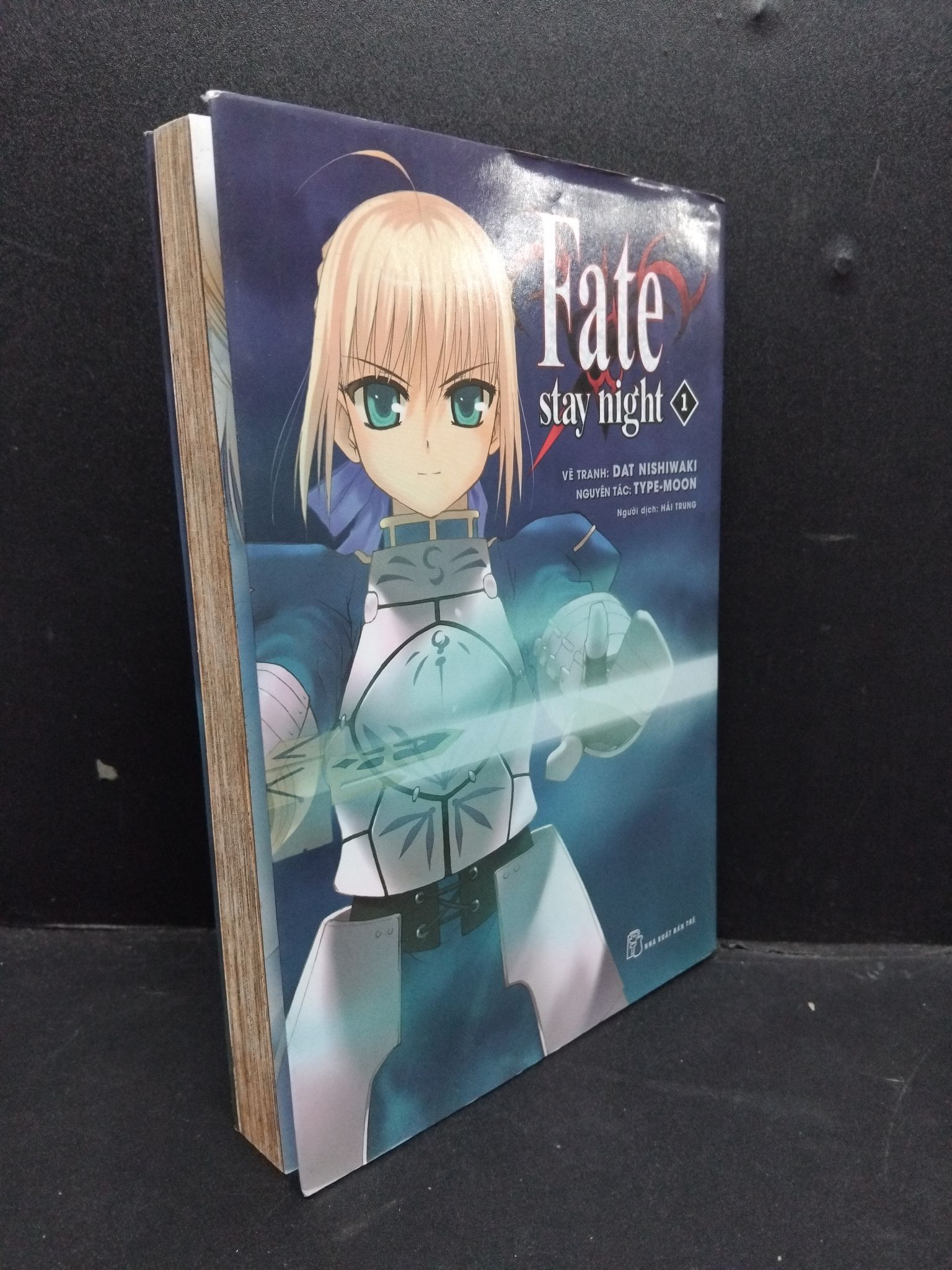 Fate/Stay night tập 1 mới 80% ố vàng HCM1906 Dat Nishiwaki TRUYỆN TRANH