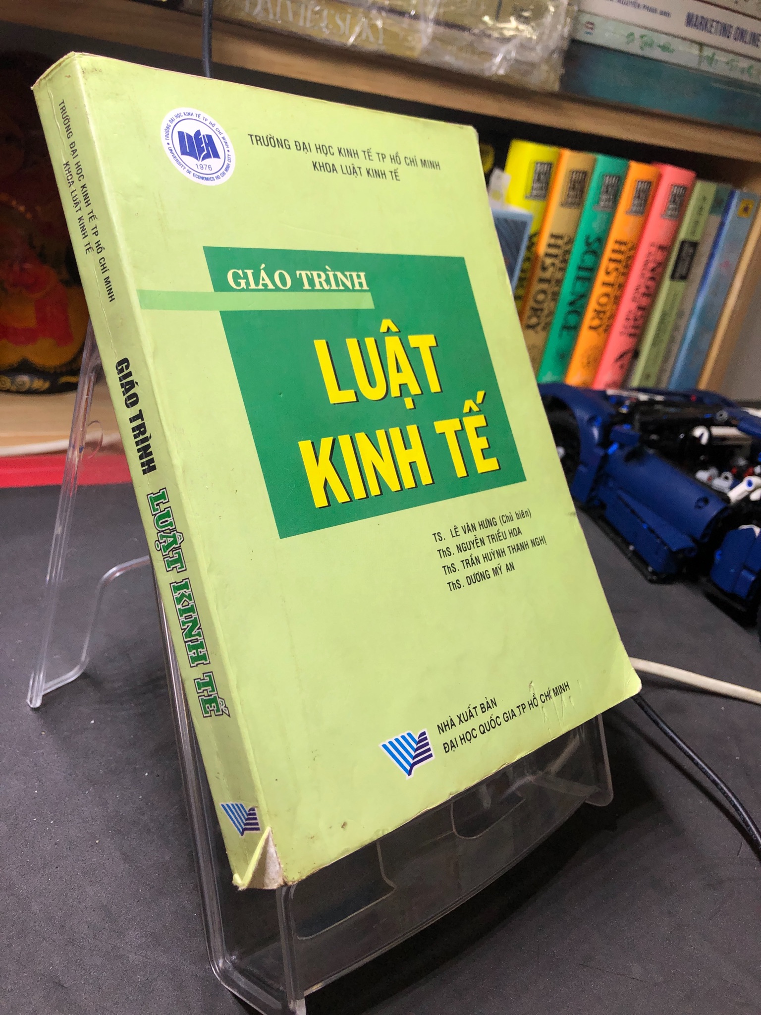 Giáo trình luật kinh tế 2007 mới 70% ố vàng TS Lê Văn Hưng HPB2906 GIÁO TRÌNH, CHUYÊN MÔN