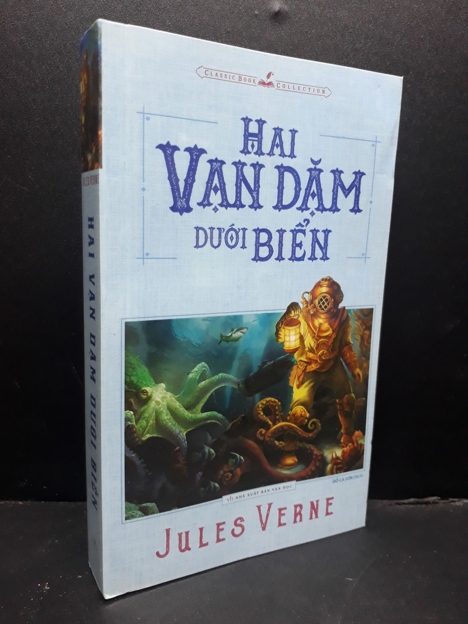 Hai vạn dặm dưới biển mới 90% ố nhẹ 2018 HCM0107 Jules Verne VĂN HỌC