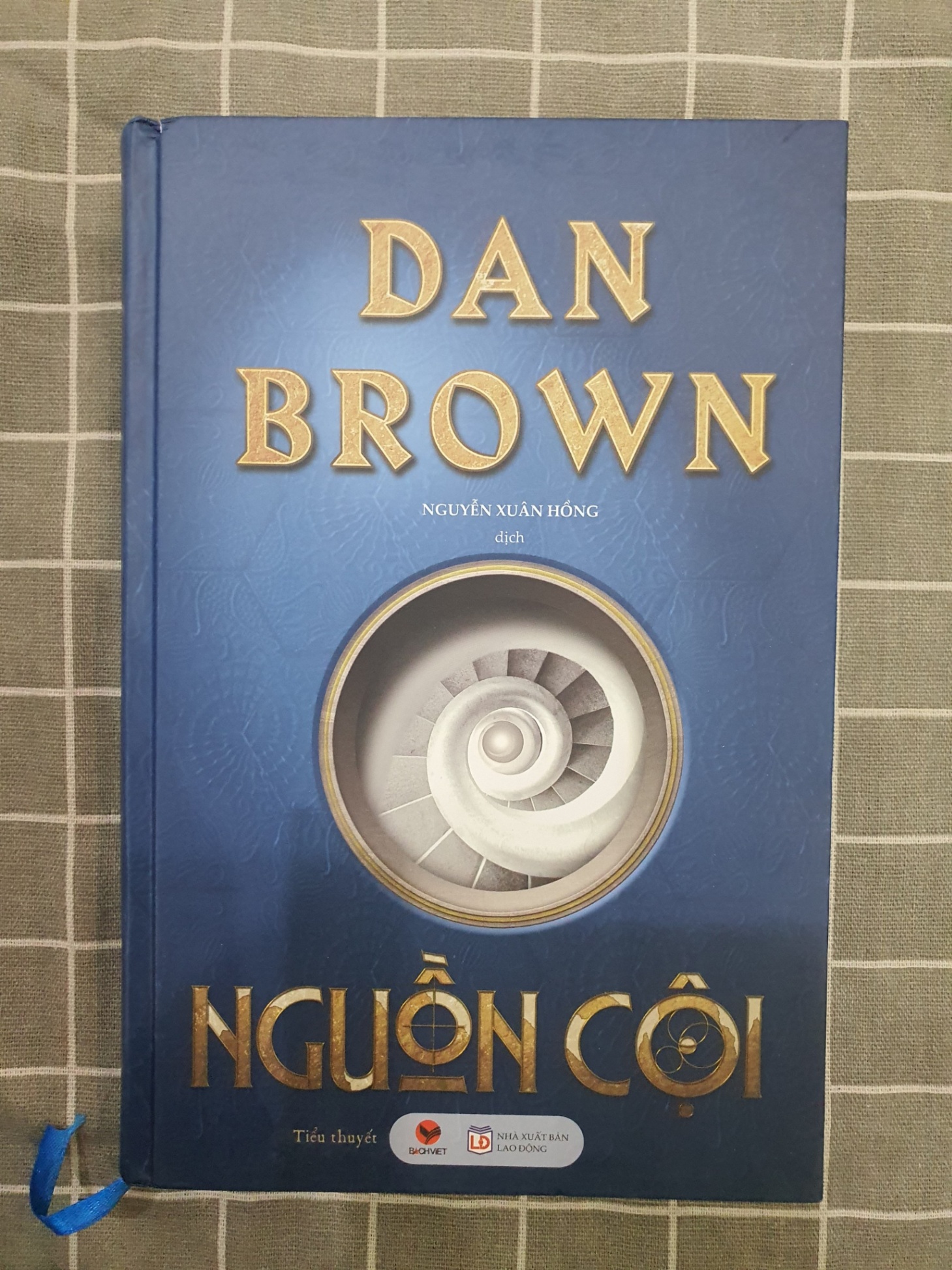 Nguồn cội Dan Brown TSTK0607 mới 90% VĂN HỌC