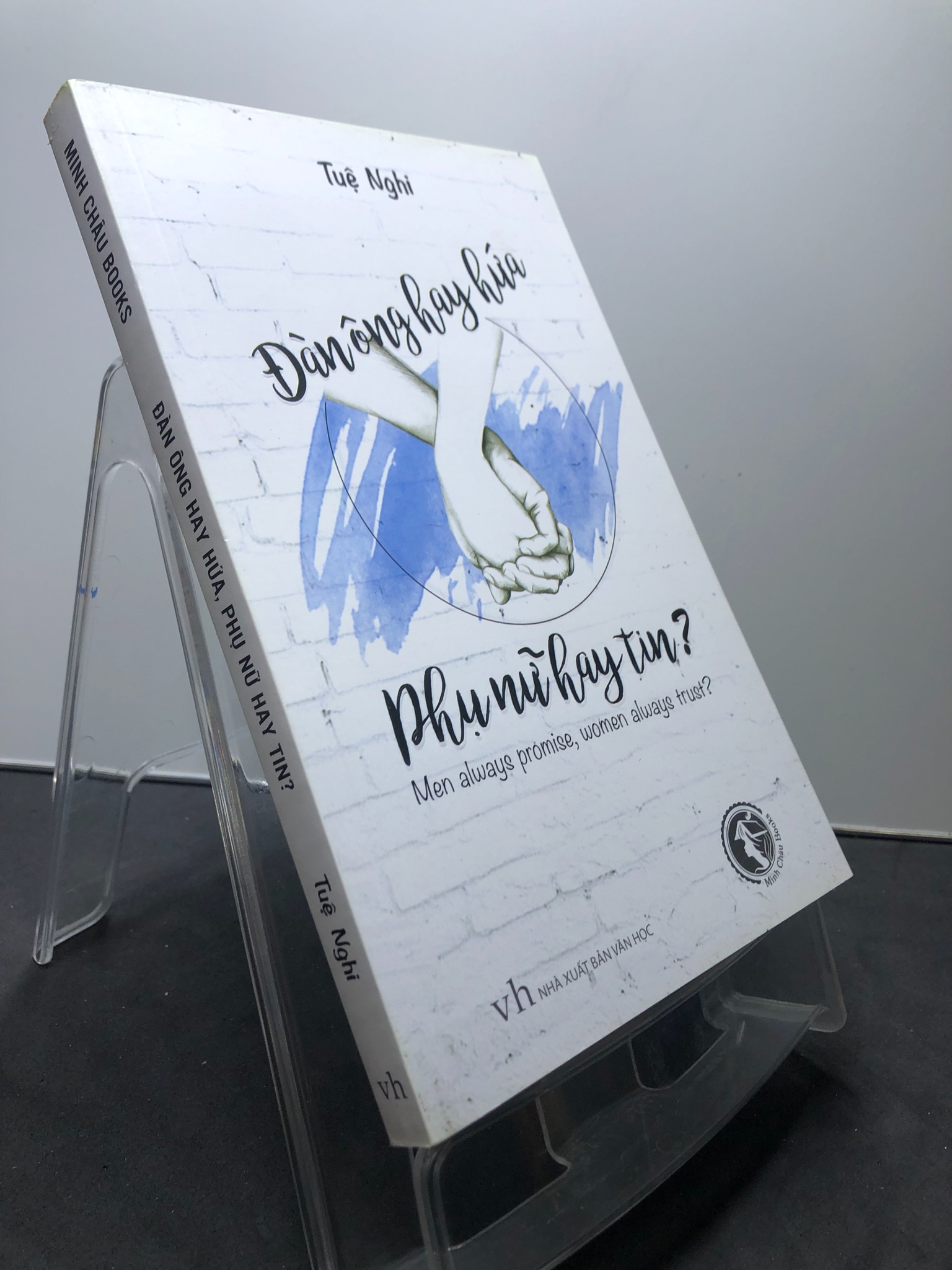 Đàn ông hay hứa Phụ nữ hay tin? 2017 mới 85% bẩn nhẹ bụng sách Tuệ Nghi HPB1207 VĂN HỌC