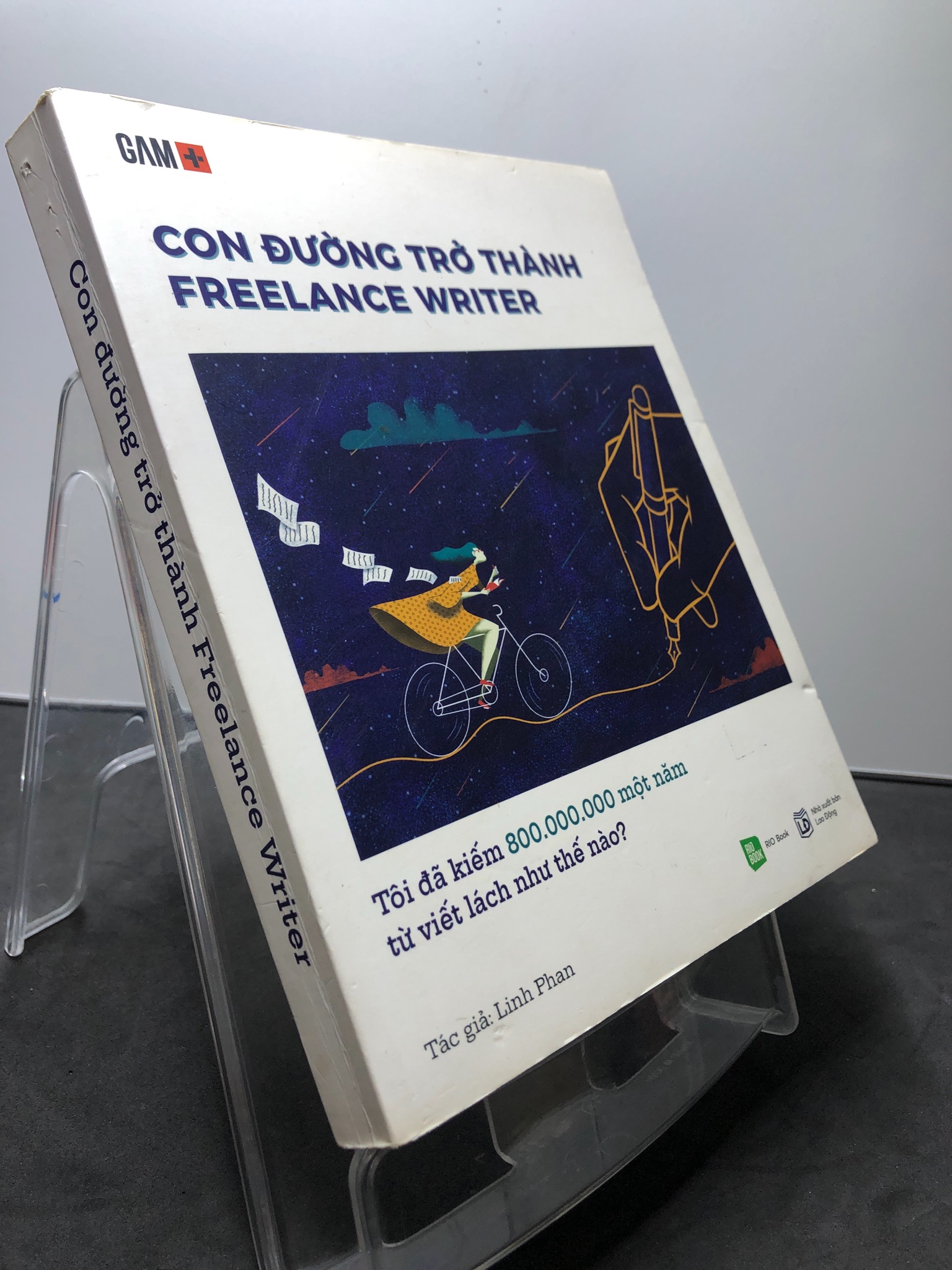 Con đường trở thành Freelance Writer 2020 mới 85% bẩn nhẹ Linh Phan HPB2307 KỸ NĂNG